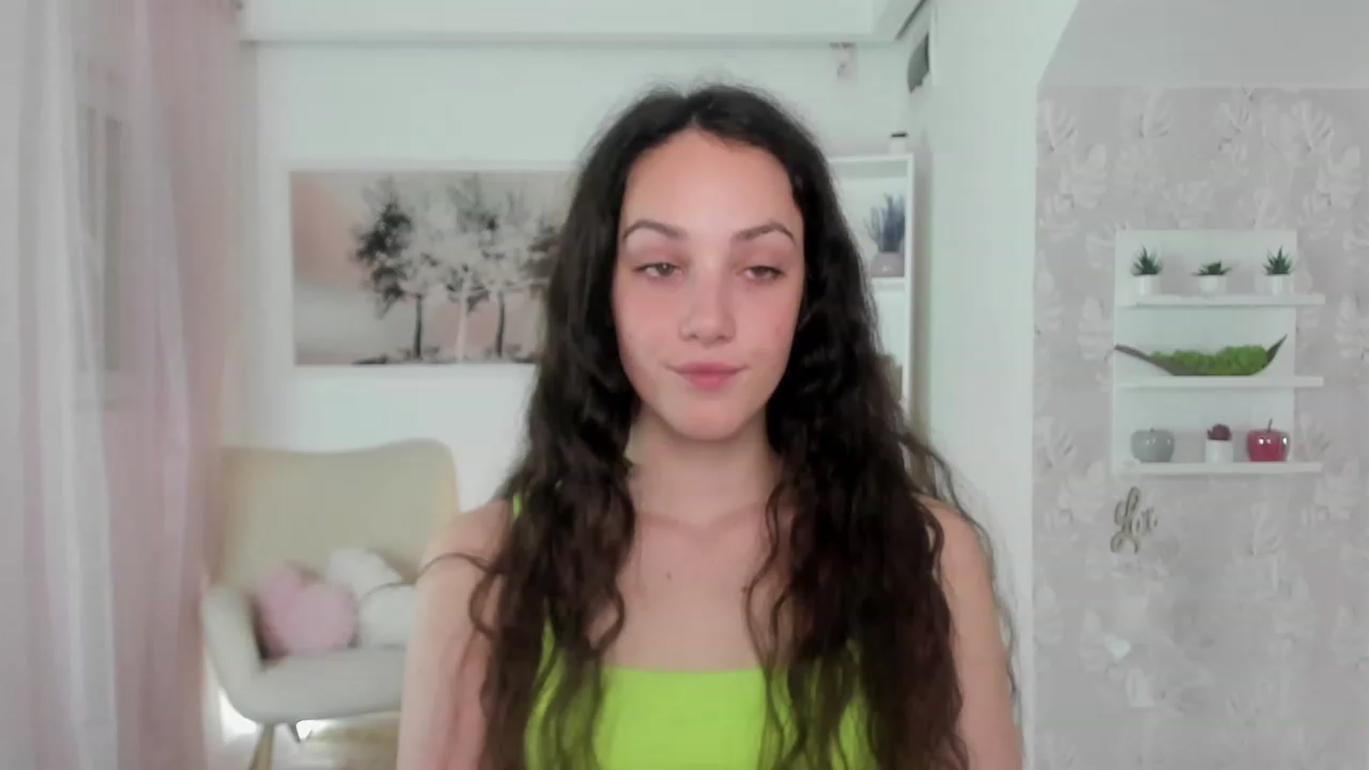 Gallery image thumbnail from Sophie_Rain18's myfreecams stream on, 05/15/2023, 14:58 image 12 of 20