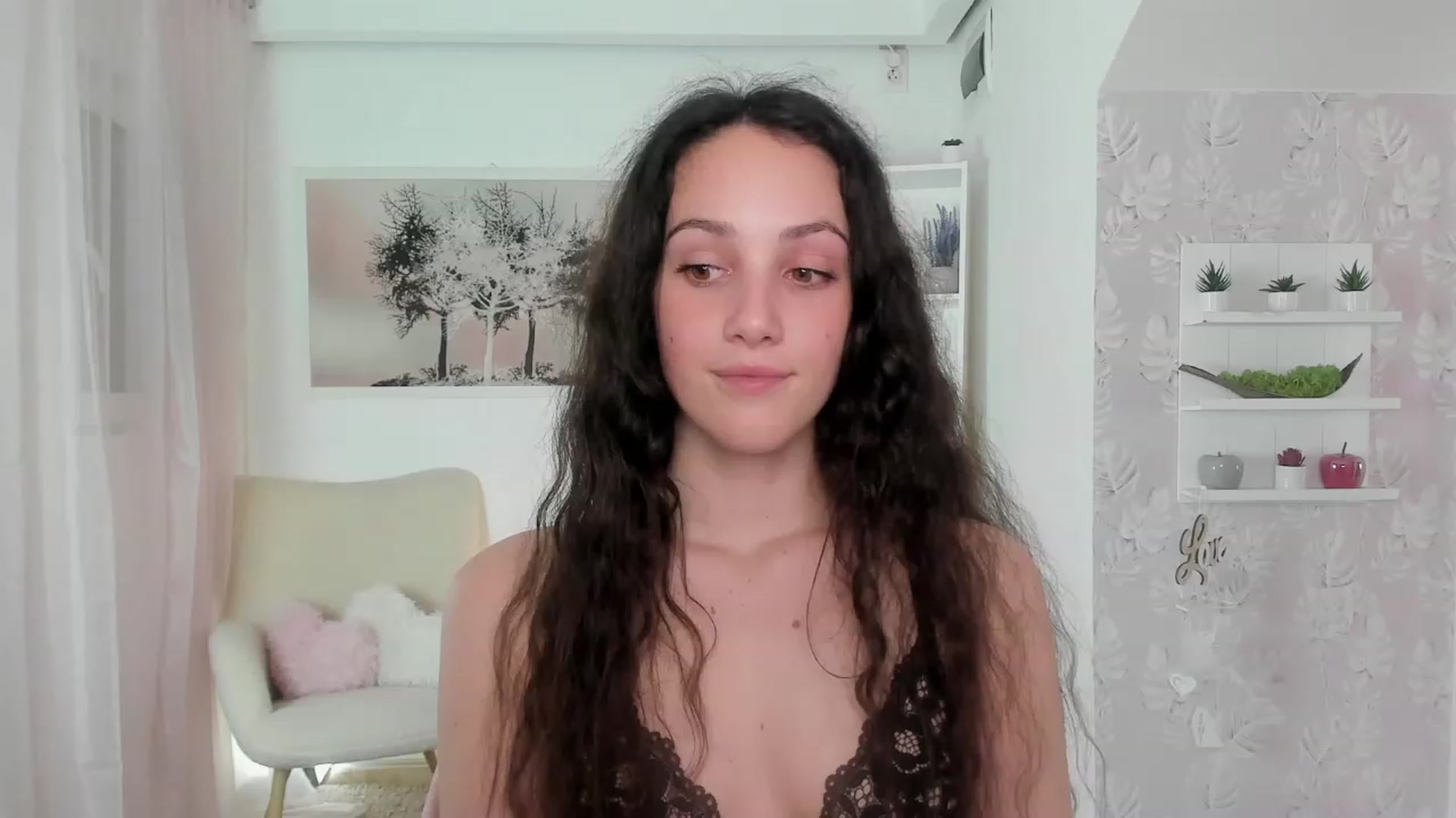 Gallery image thumbnail from Sophie_Rain18's myfreecams stream on, 05/15/2023, 17:55 image 7 of 20