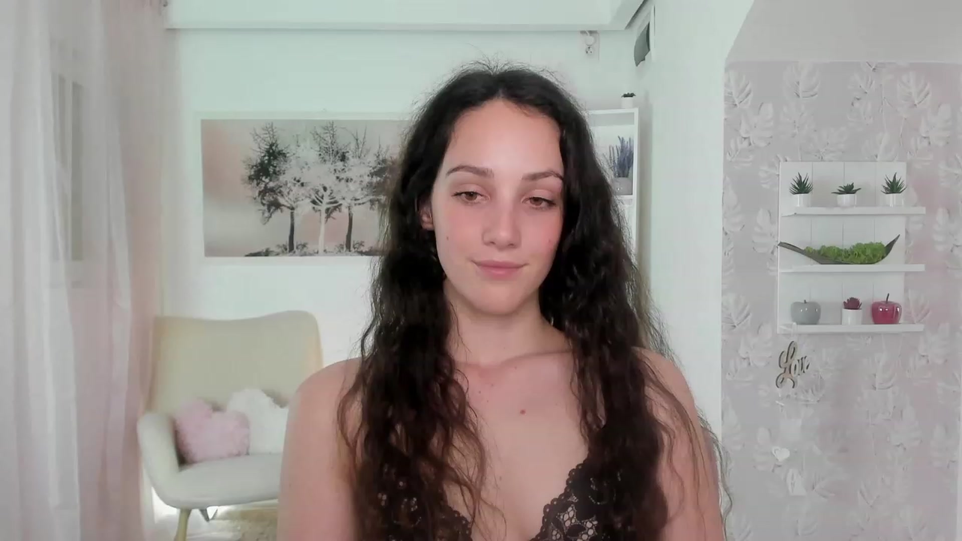 Gallery image thumbnail from Sophie_Rain18's myfreecams stream on, 05/15/2023, 17:55 image 16 of 20