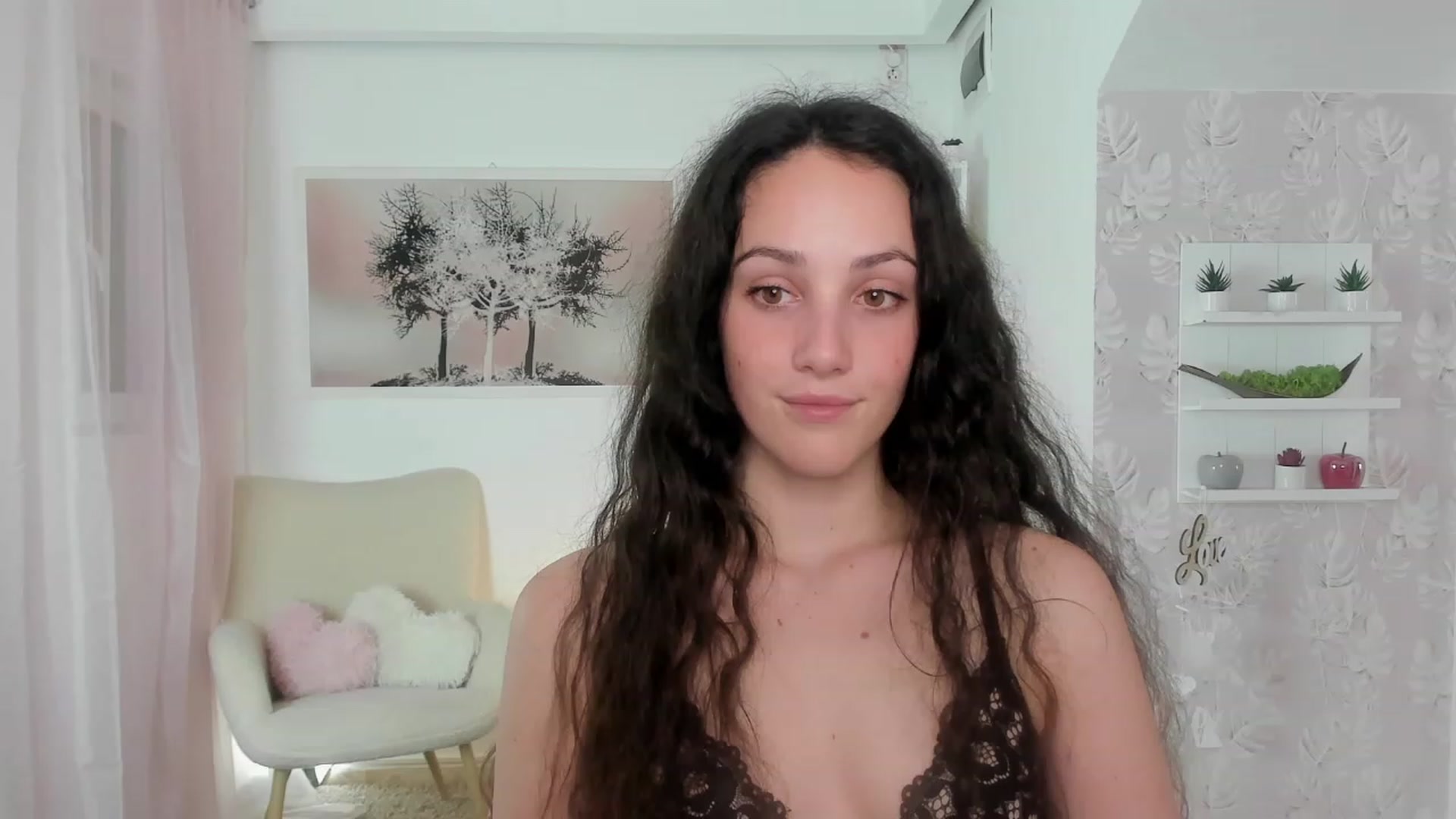Gallery image thumbnail from Sophie_Rain18's myfreecams stream on, 05/15/2023, 17:55 image 6 of 20