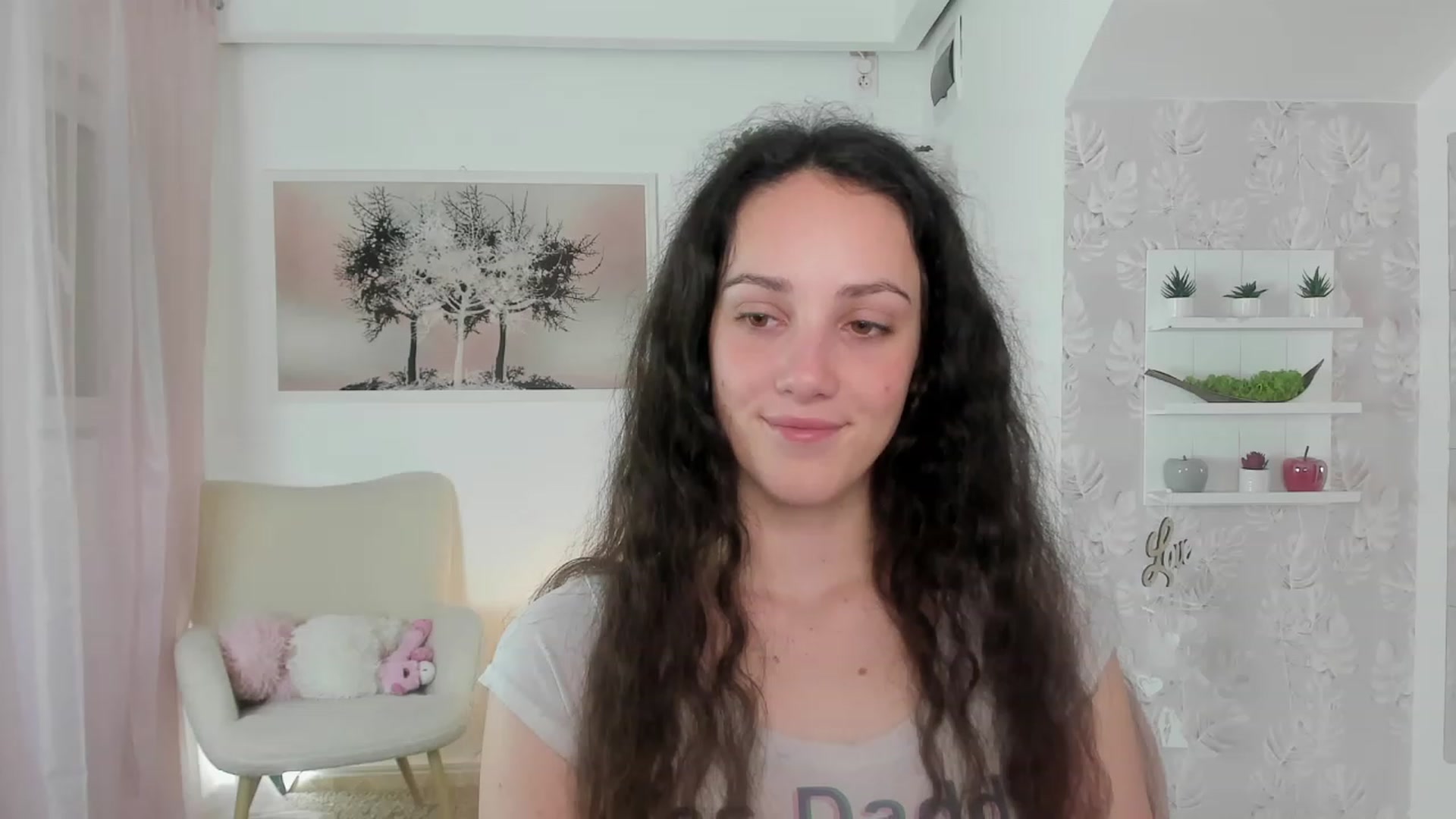 Gallery image thumbnail from Sophie_Rain18's myfreecams stream on, 05/16/2023, 17:11 image 20 of 20