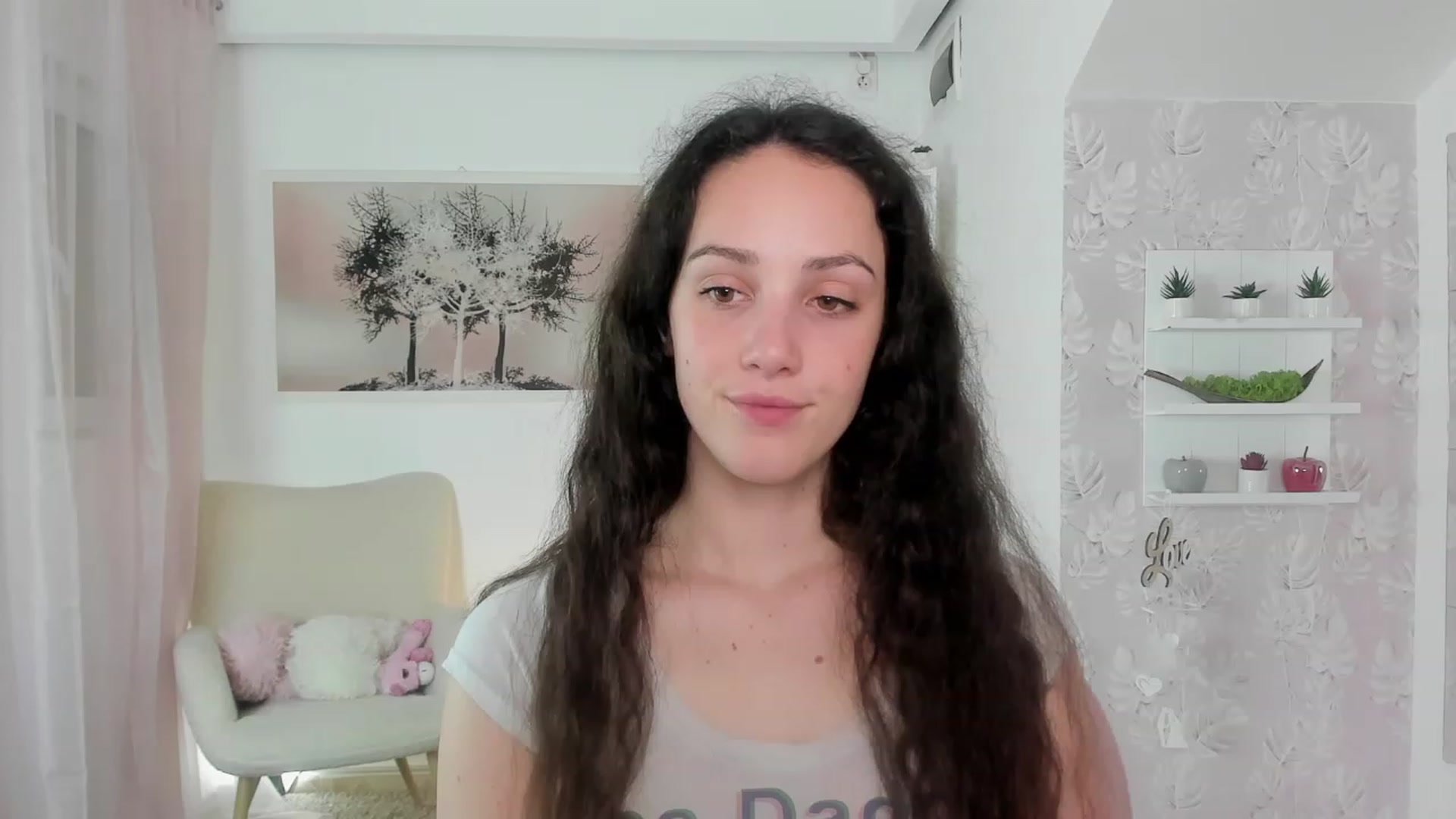 Gallery image thumbnail from Sophie_Rain18's myfreecams stream on, 05/16/2023, 17:11 image 4 of 20