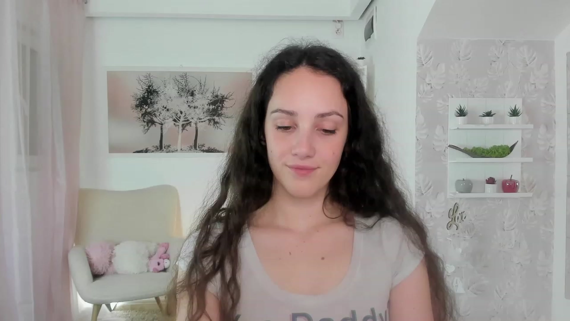 Gallery image thumbnail from Sophie_Rain18's myfreecams stream on, 05/16/2023, 17:11 image 14 of 20