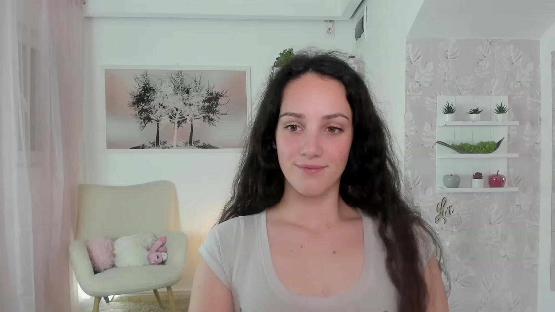 Gallery image thumbnail from Sophie_Rain18's myfreecams stream on, 05/16/2023, 18:59 image 5 of 20