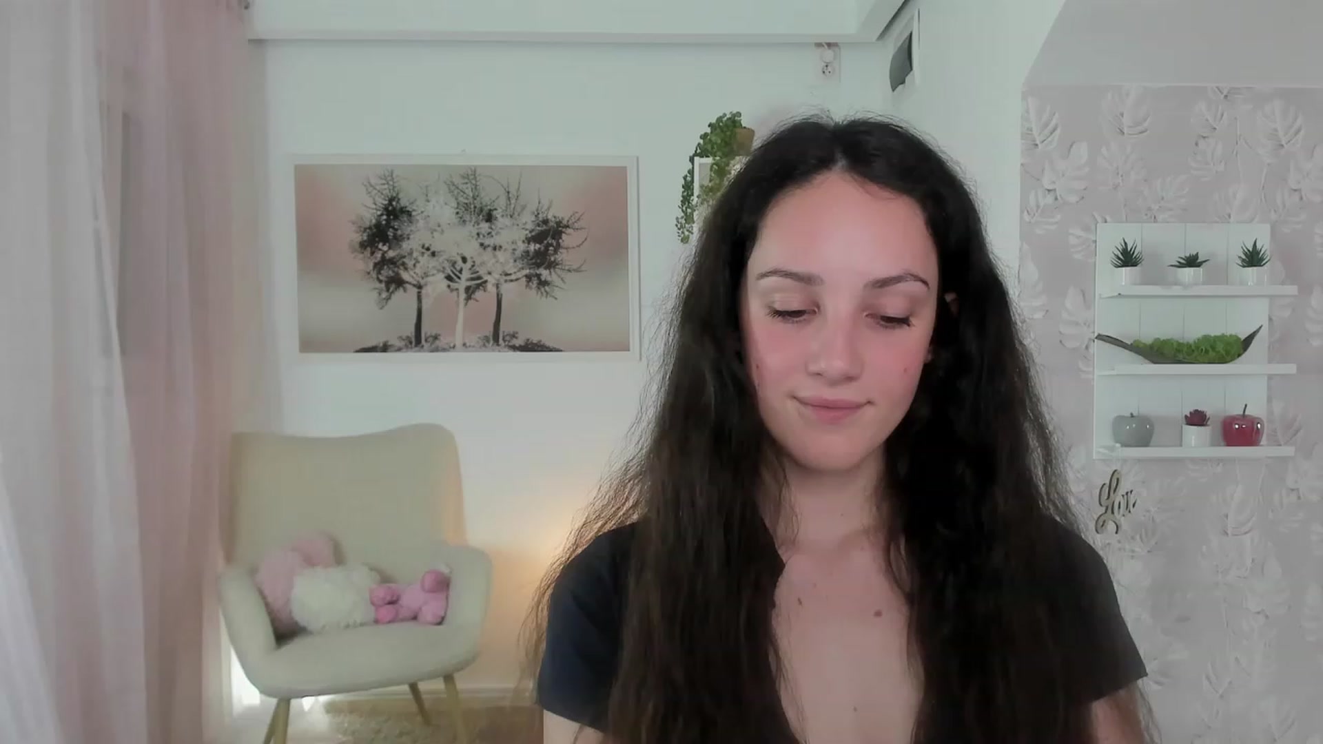 Gallery image thumbnail from Sophie_Rain18's myfreecams stream on, 05/23/2023, 14:04 image 17 of 20