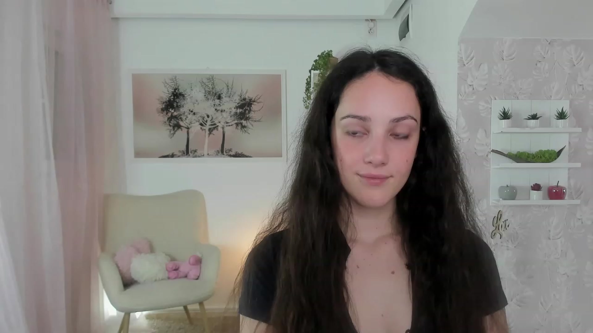 Gallery image thumbnail from Sophie_Rain18's myfreecams stream on, 05/23/2023, 14:04 image 12 of 20