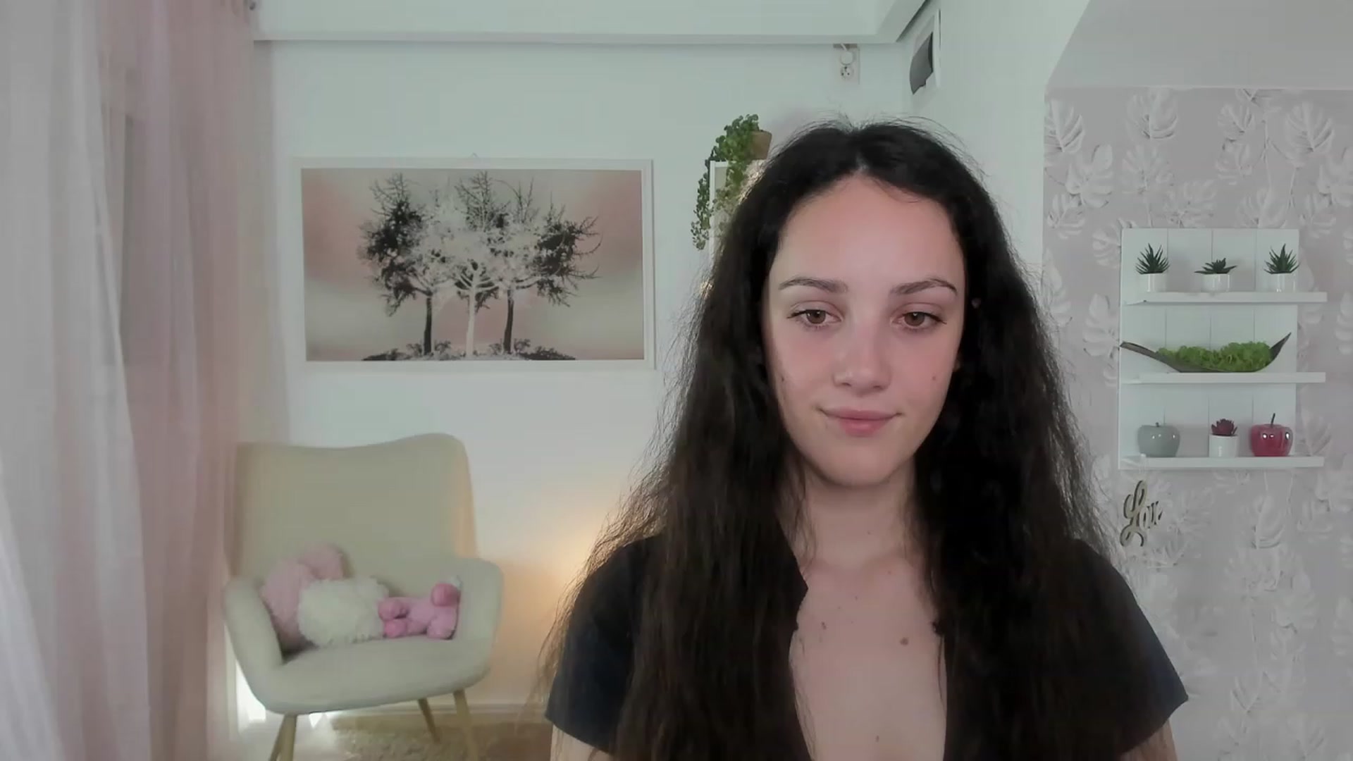 Gallery image thumbnail from Sophie_Rain18's myfreecams stream on, 05/23/2023, 14:04 image 13 of 20
