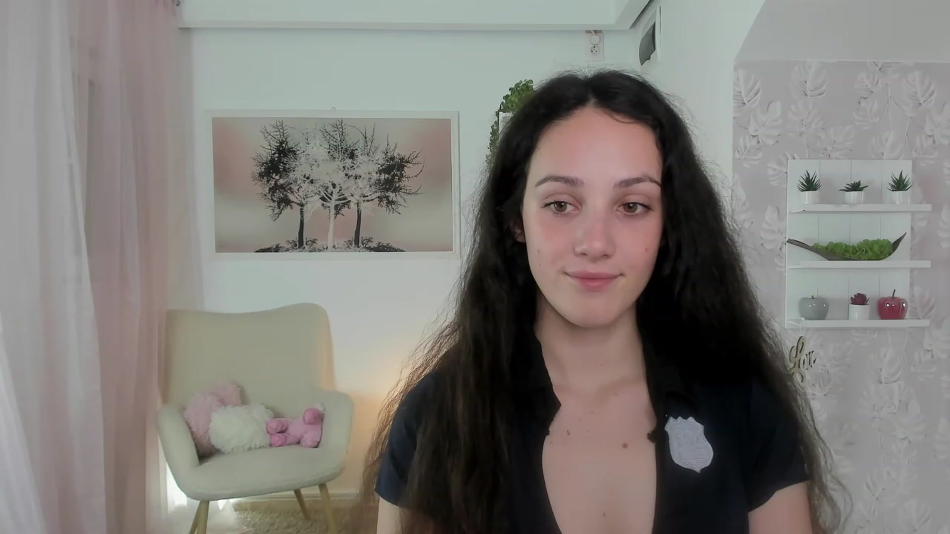 Gallery image thumbnail from Sophie_Rain18's myfreecams stream on, 05/23/2023, 15:22 image 13 of 20