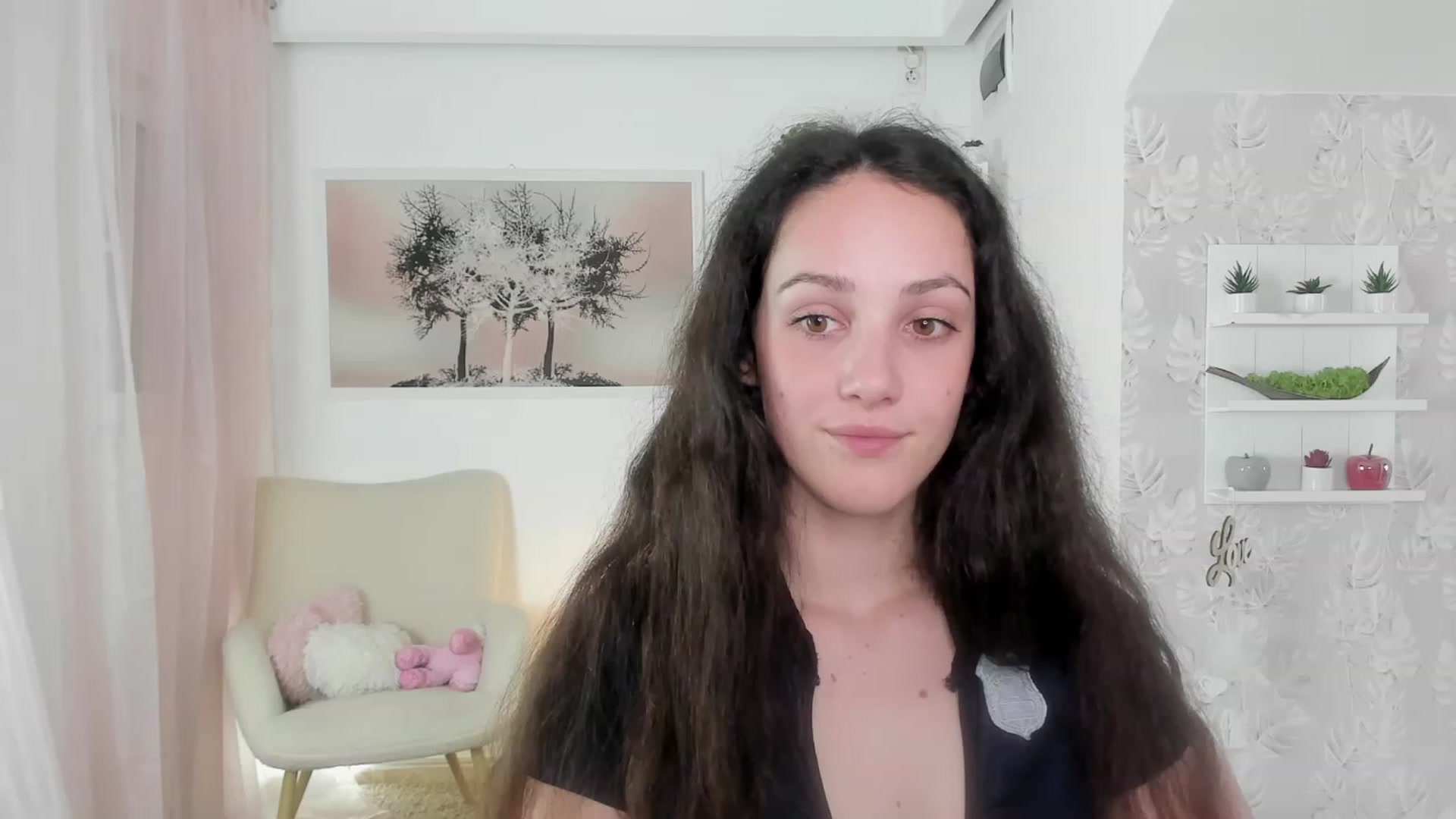 Gallery image thumbnail from Sophie_Rain18's myfreecams stream on, 05/23/2023, 16:20 image 20 of 20