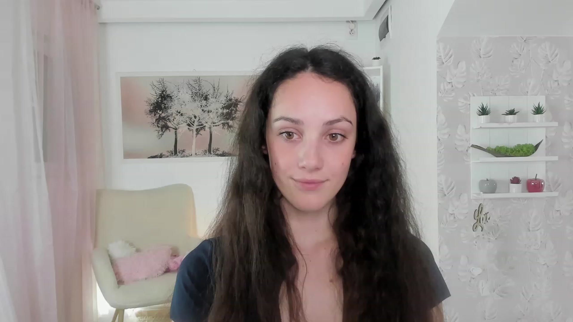 Gallery image thumbnail from Sophie_Rain18's myfreecams stream on, 05/23/2023, 18:07 image 3 of 20