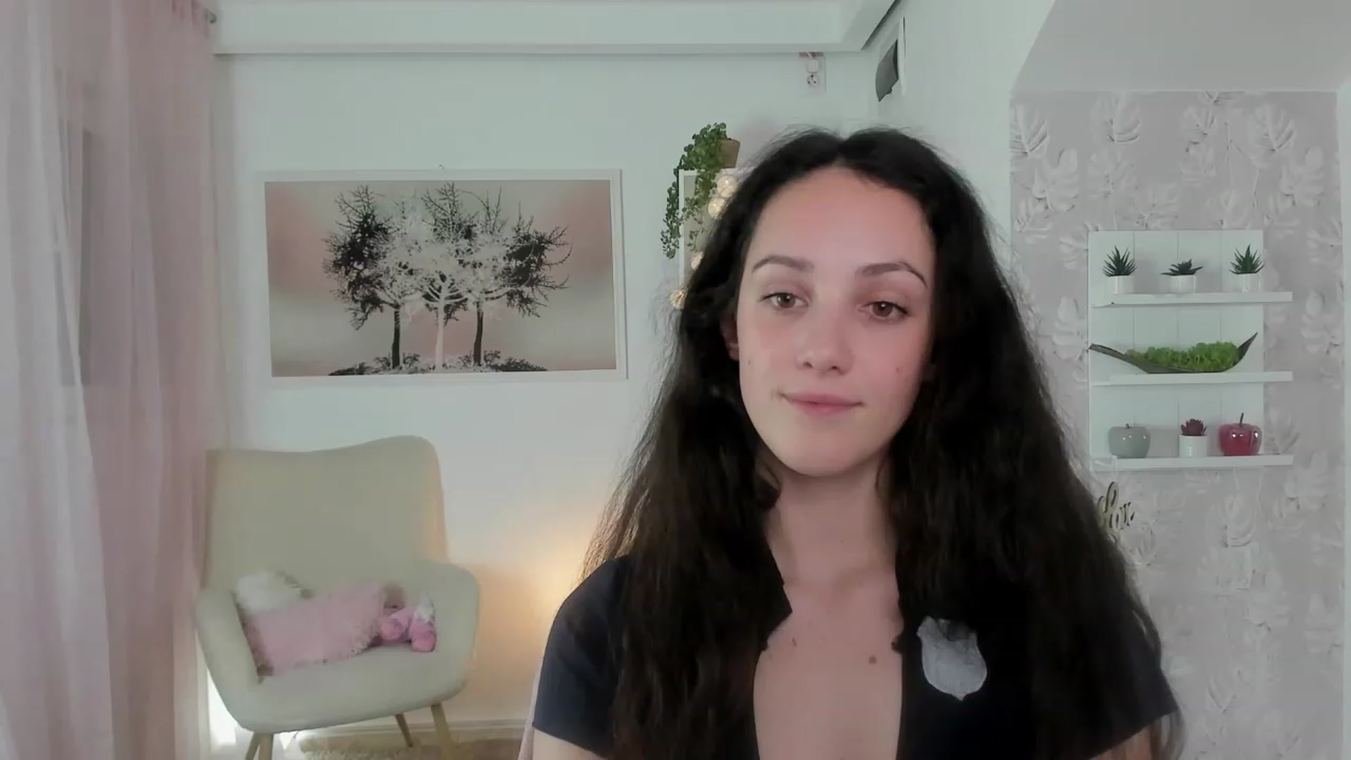 Gallery image thumbnail from Sophie_Rain18's myfreecams stream on, 05/23/2023, 18:07 image 12 of 20