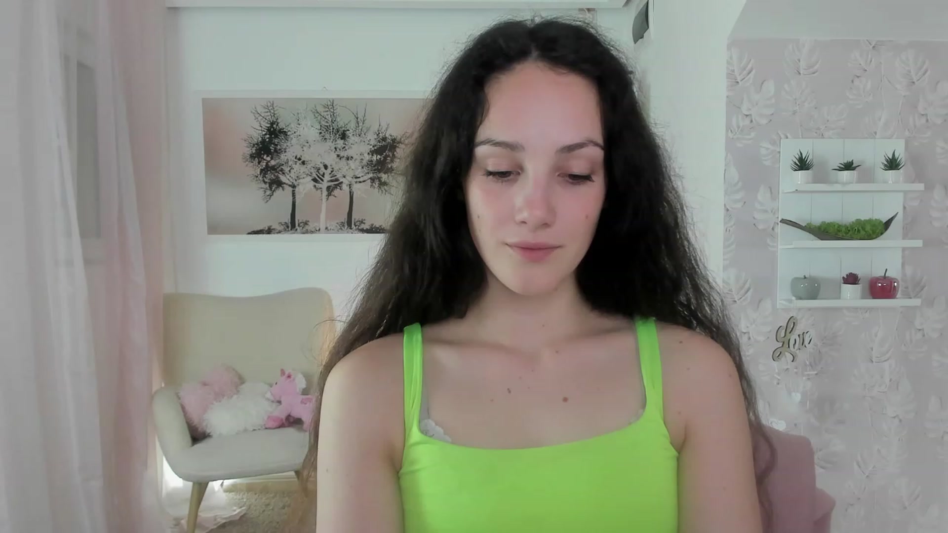 Gallery image thumbnail from Sophie_Rain18's myfreecams stream on, 05/25/2023, 11:40 image 2 of 20