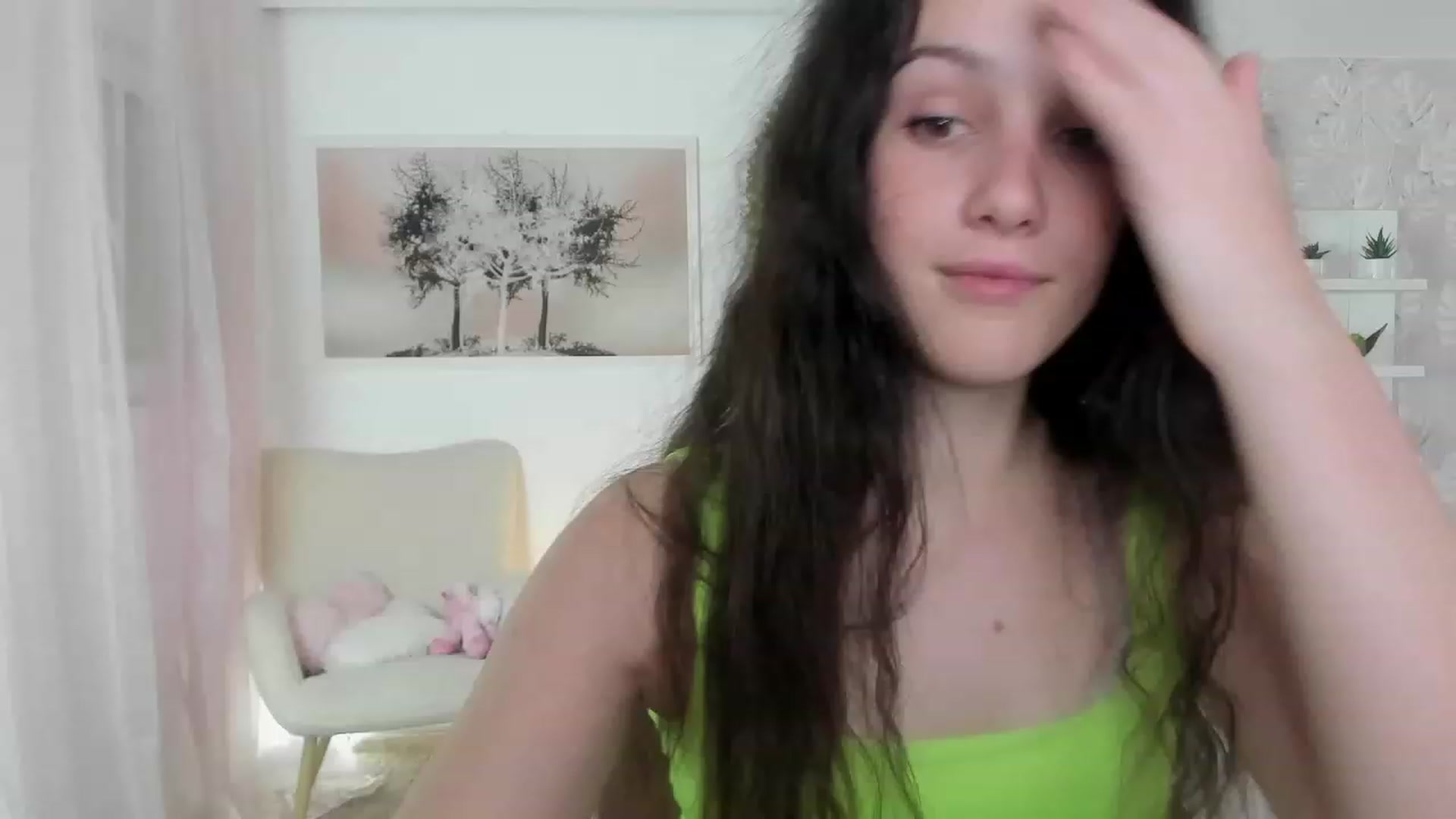 Gallery image thumbnail from Sophie_Rain18's myfreecams stream on, 05/25/2023, 14:46 image 2 of 20