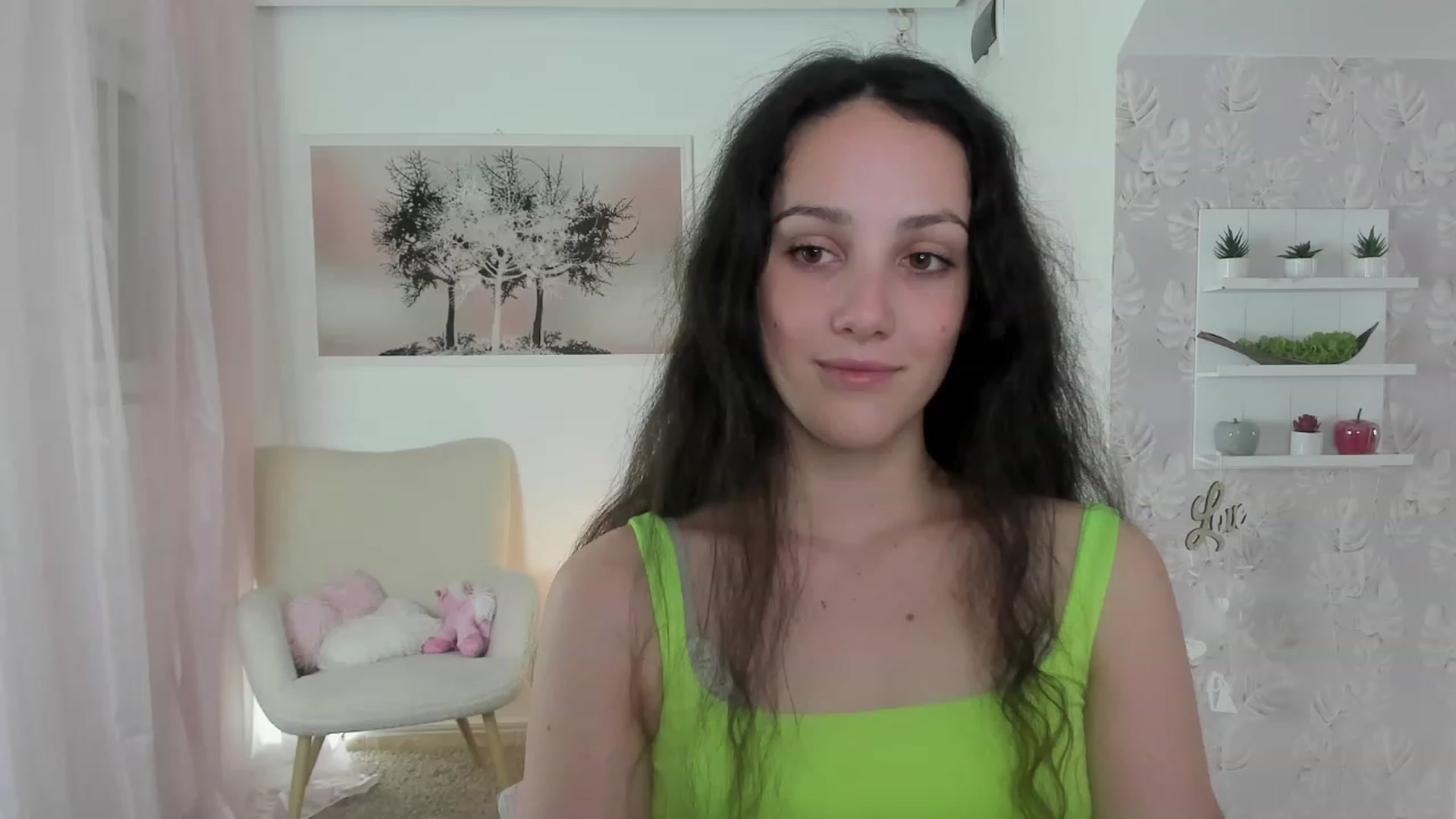 Gallery image thumbnail from Sophie_Rain18's myfreecams stream on, 05/25/2023, 14:46 image 16 of 20