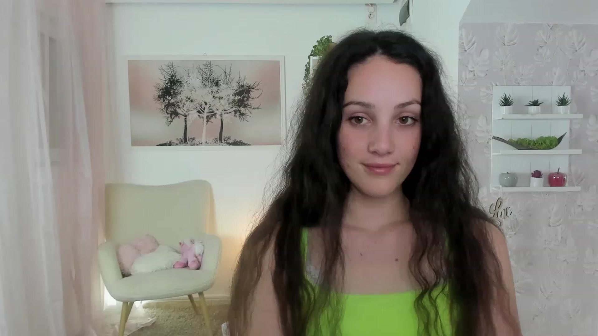 Gallery image thumbnail from Sophie_Rain18's myfreecams stream on, 05/25/2023, 14:46 image 20 of 20