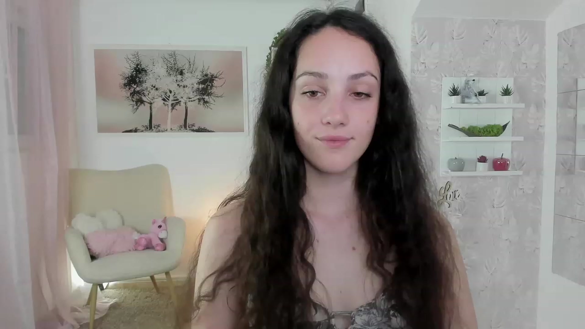 Gallery image thumbnail from Sophie_Rain18's myfreecams stream on, 05/30/2023, 12:06 image 19 of 20