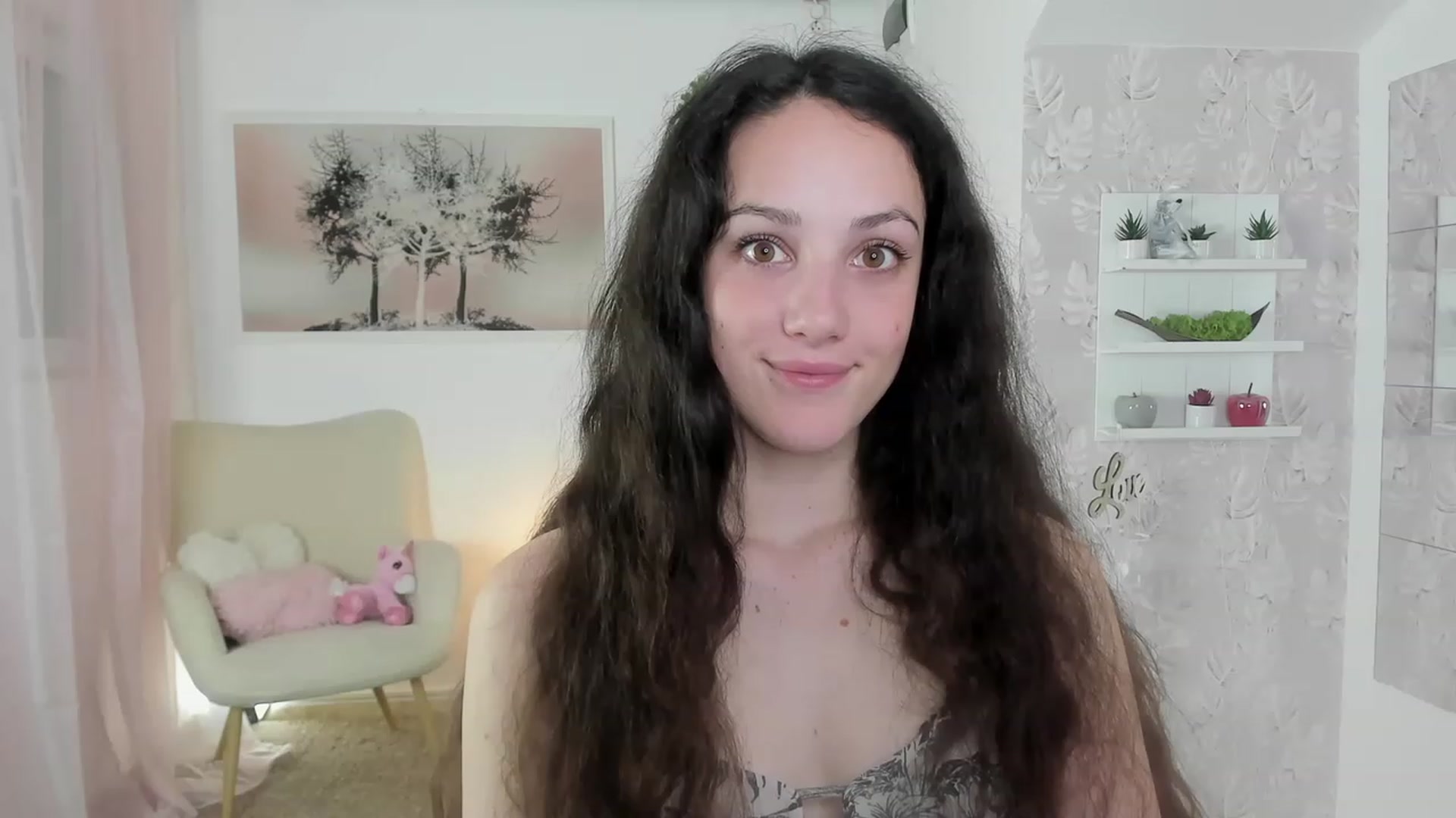 Gallery image thumbnail from Sophie_Rain18's myfreecams stream on, 05/30/2023, 12:06 image 18 of 20