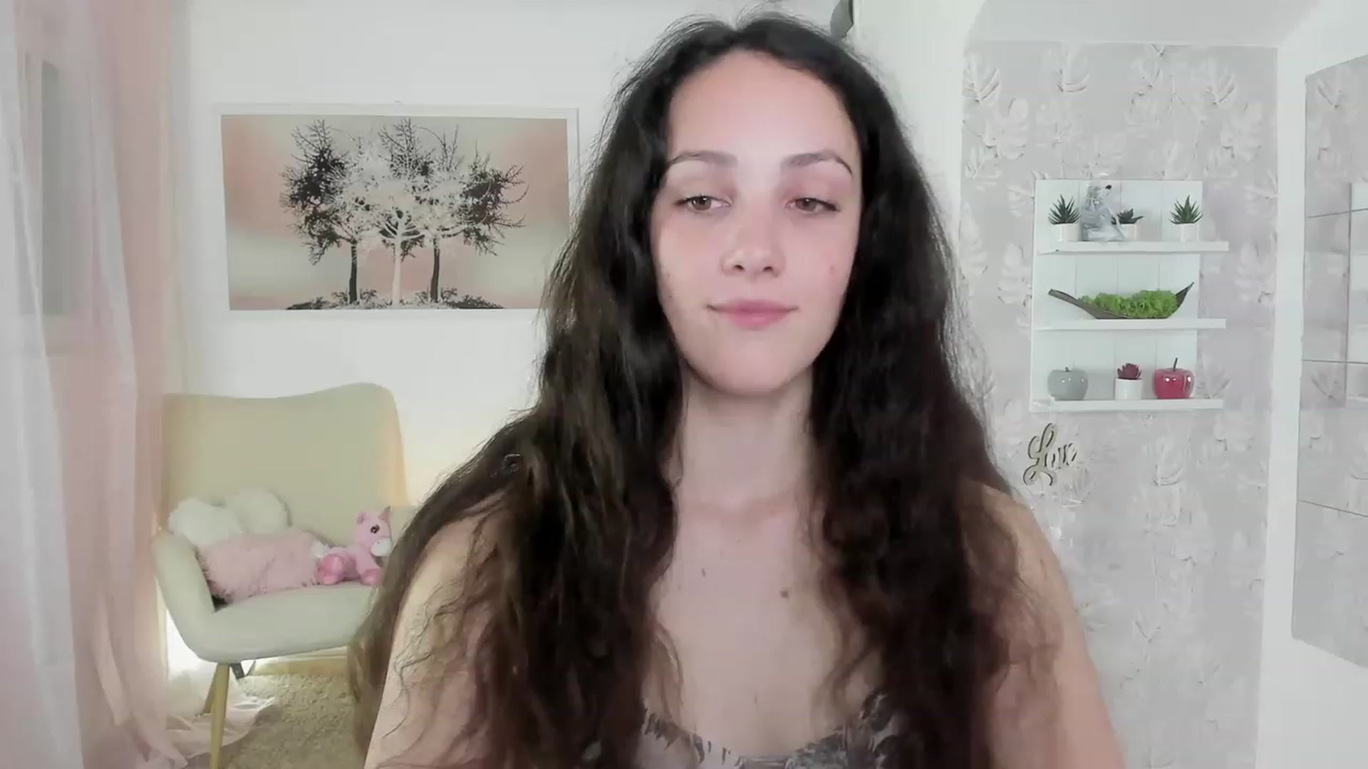 Gallery image thumbnail from Sophie_Rain18's myfreecams stream on, 05/30/2023, 12:06 image 14 of 20