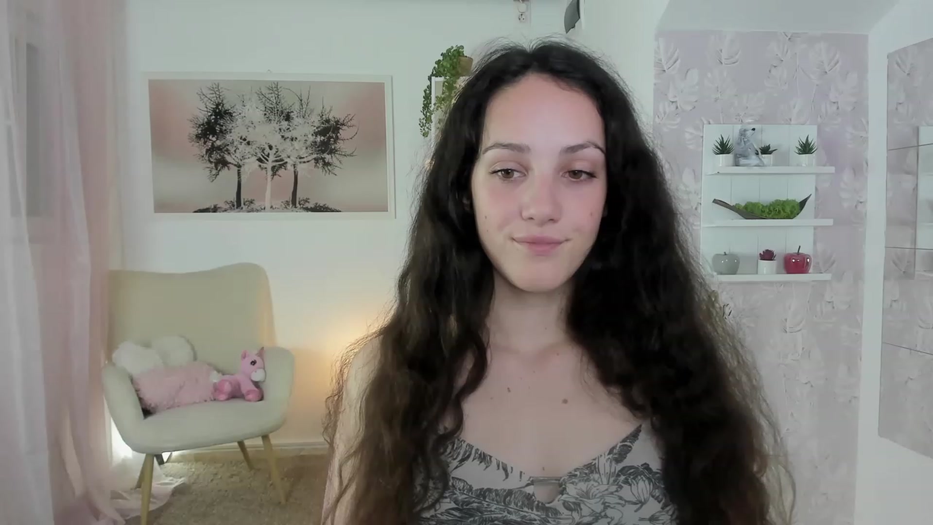 Gallery image thumbnail from Sophie_Rain18's myfreecams stream on, 05/30/2023, 12:59 image 9 of 20