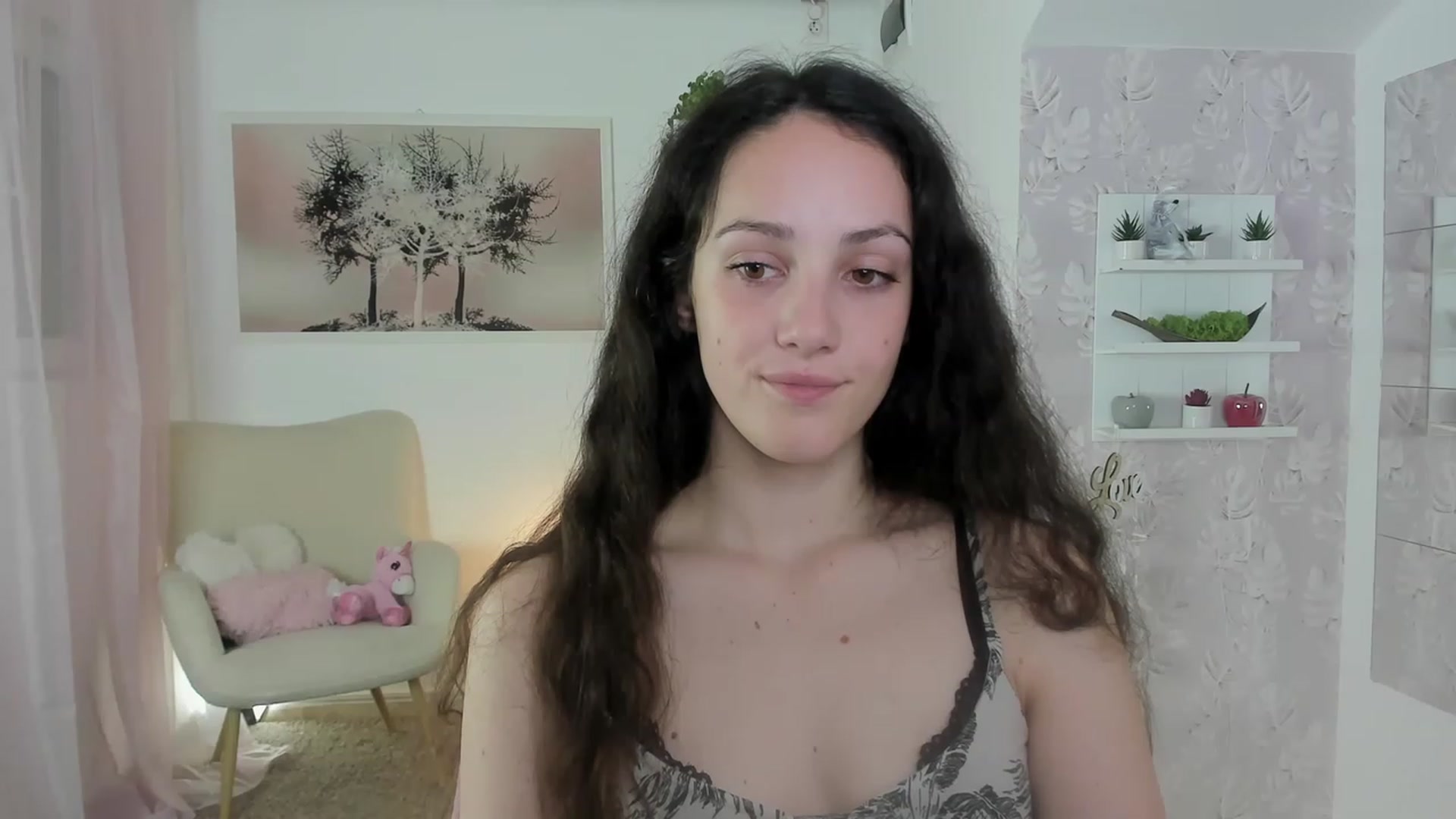 Gallery image thumbnail from Sophie_Rain18's myfreecams stream on, 05/30/2023, 12:59 image 8 of 20