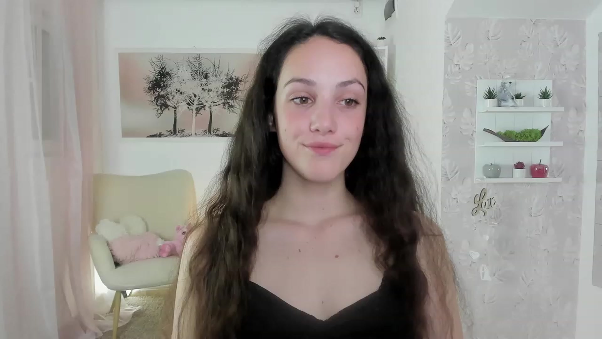 Gallery image thumbnail from Sophie_Rain18's myfreecams stream on, 05/30/2023, 13:53 image 2 of 20