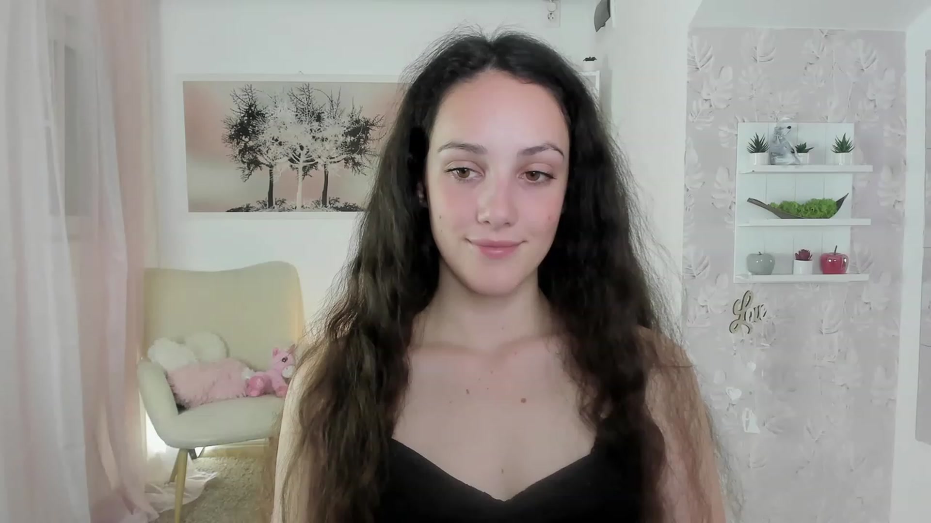 Gallery image thumbnail from Sophie_Rain18's myfreecams stream on, 05/30/2023, 13:53 image 3 of 20