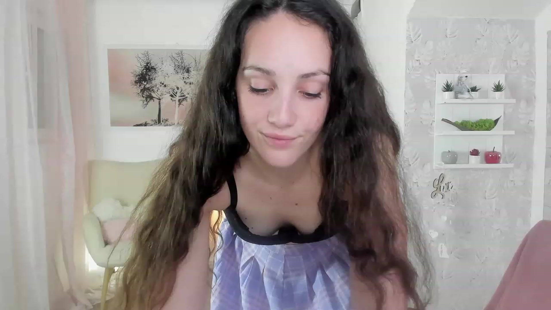 Gallery image thumbnail from Sophie_Rain18's myfreecams stream on, 05/30/2023, 14:42 image 10 of 20
