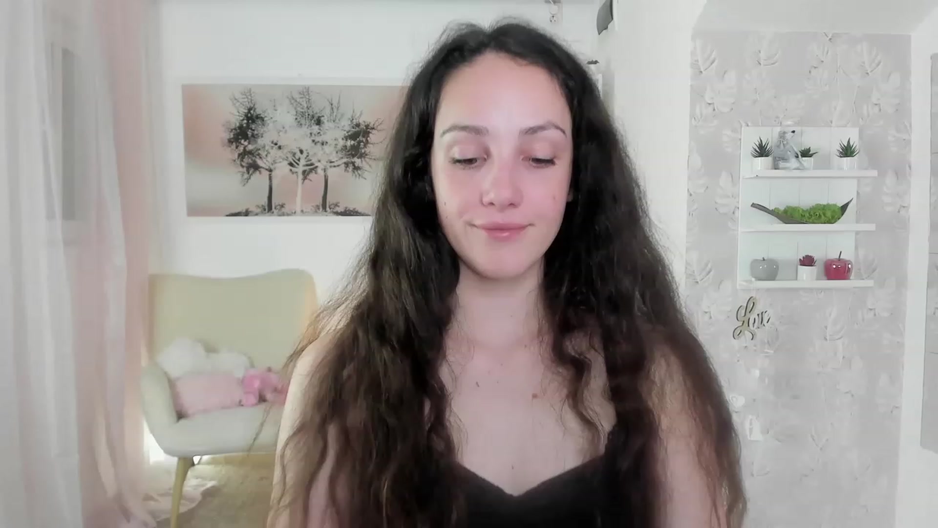 Gallery image thumbnail from Sophie_Rain18's myfreecams stream on, 05/30/2023, 14:42 image 12 of 20