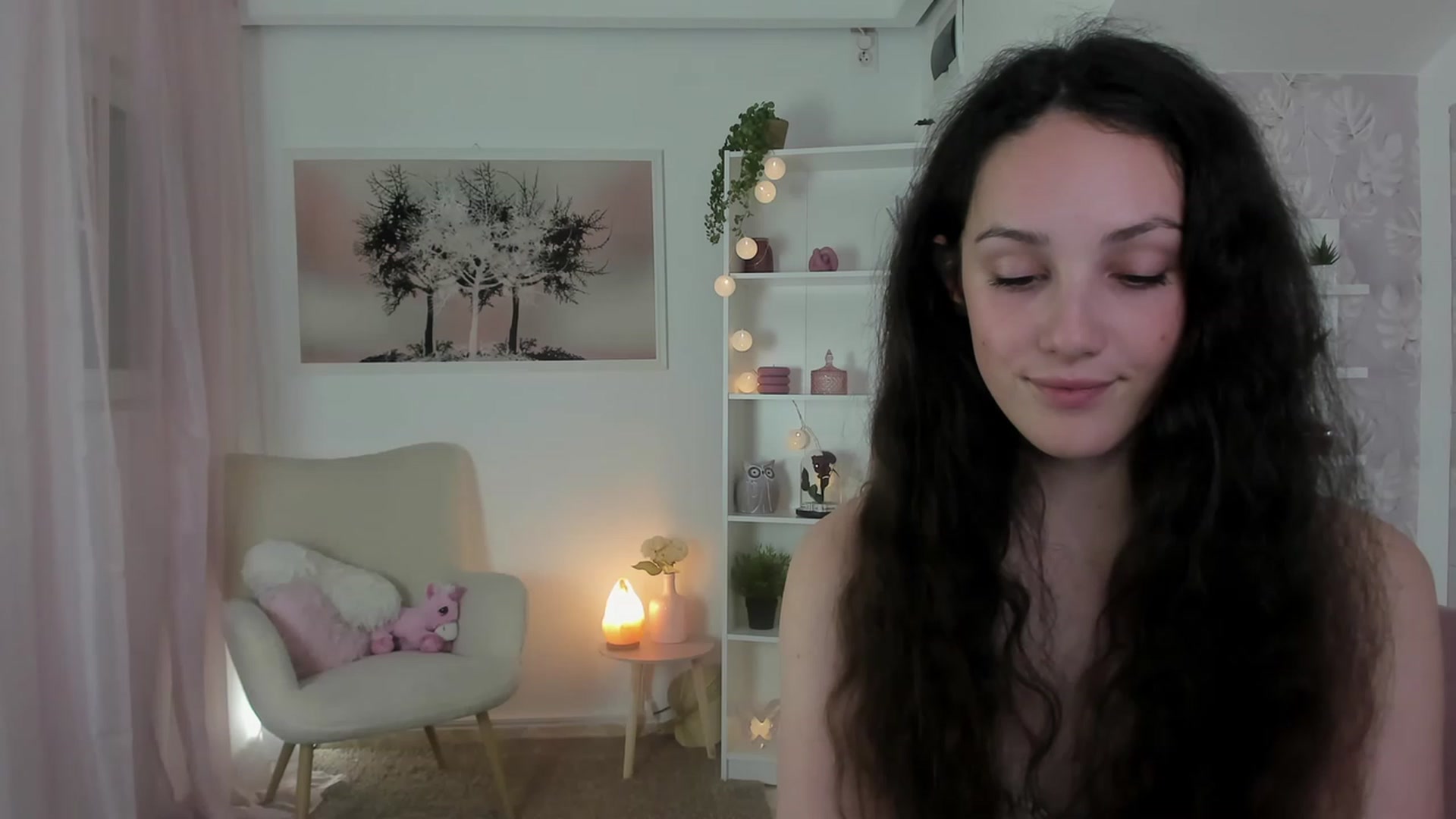 Gallery image thumbnail from Sophie_Rain18's myfreecams stream on, 05/30/2023, 15:42 image 7 of 20
