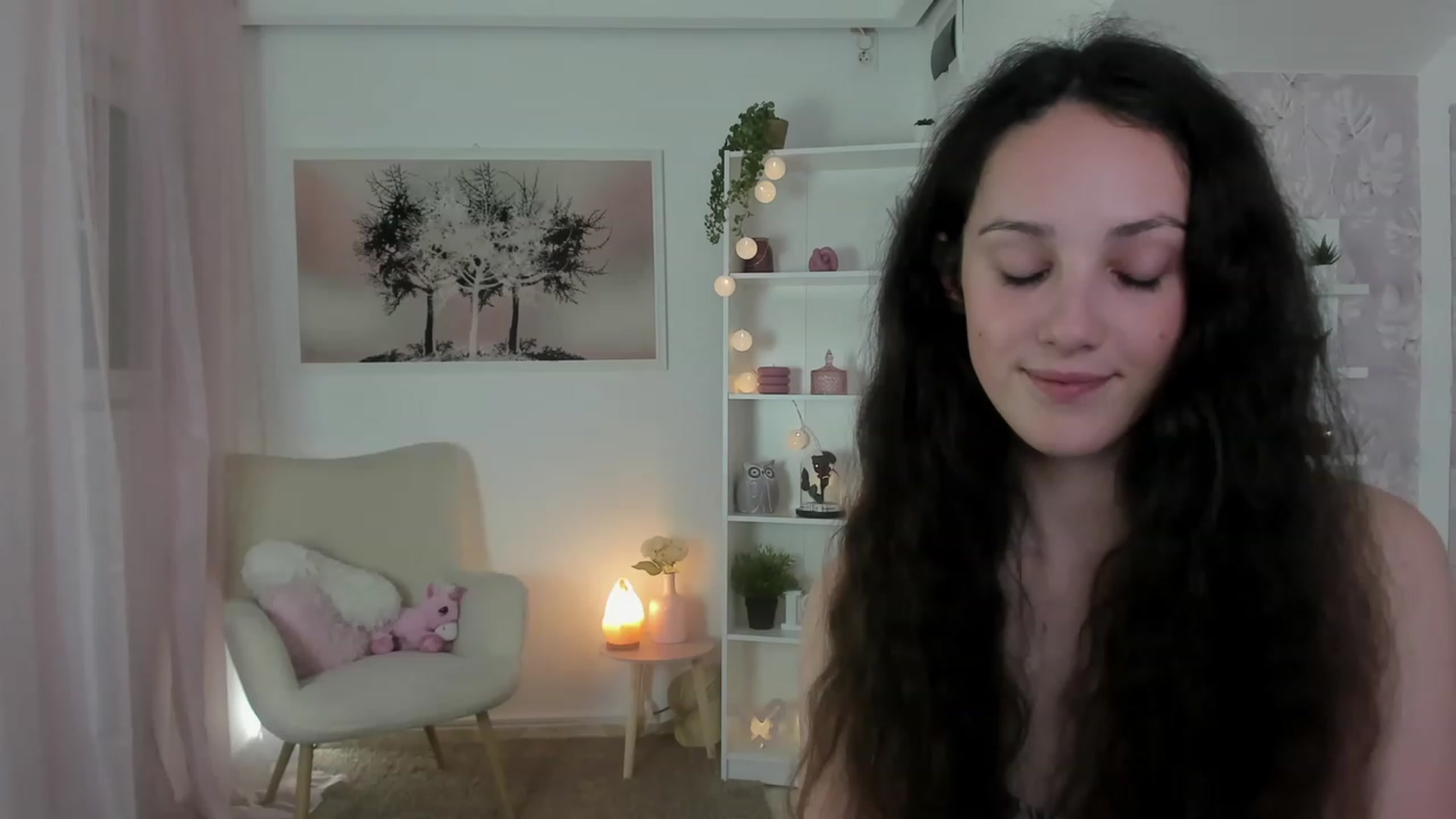 Gallery image thumbnail from Sophie_Rain18's myfreecams stream on, 05/30/2023, 15:42 image 9 of 20