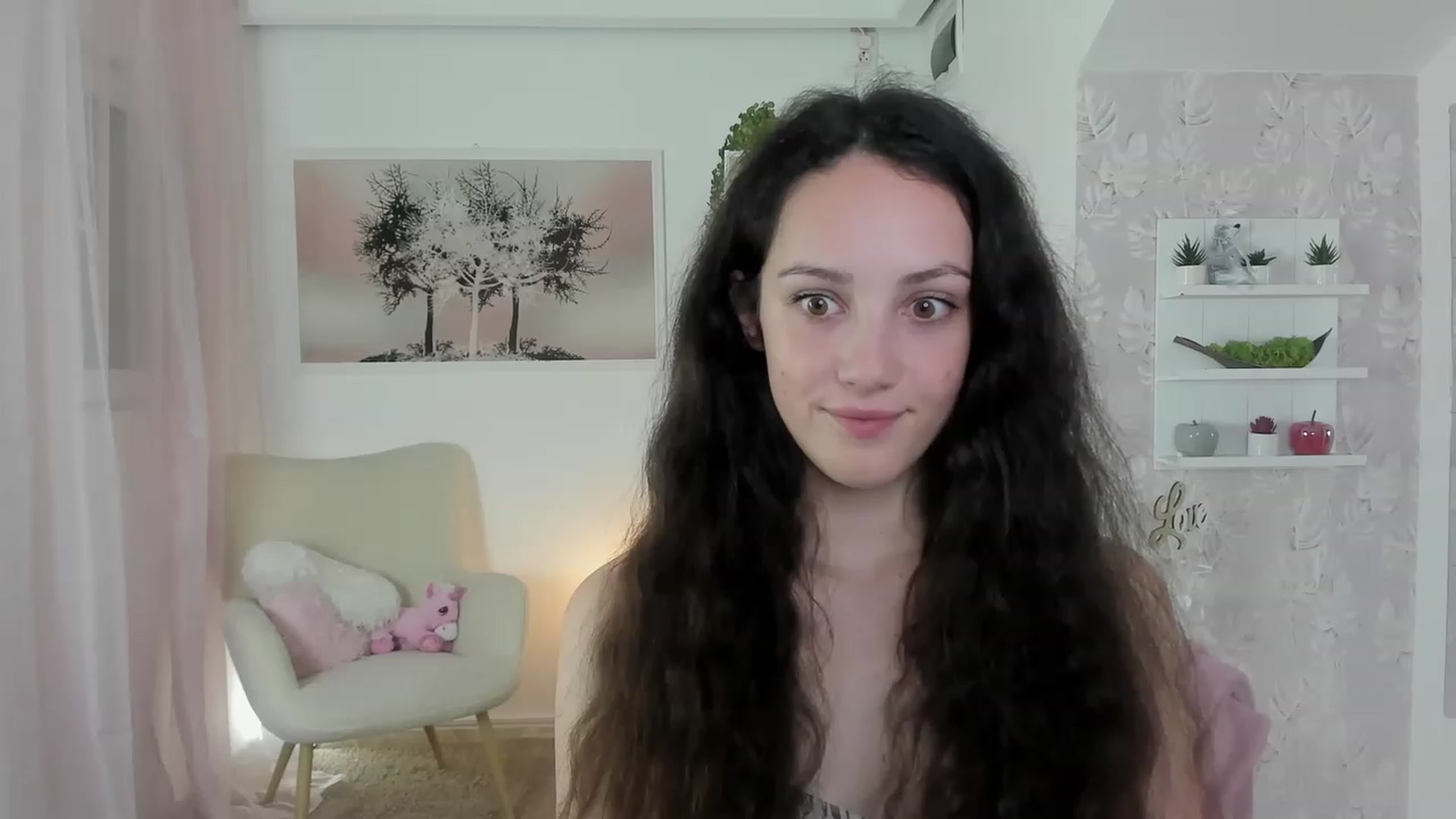 Gallery image thumbnail from Sophie_Rain18's myfreecams stream on, 05/30/2023, 15:42 image 12 of 20