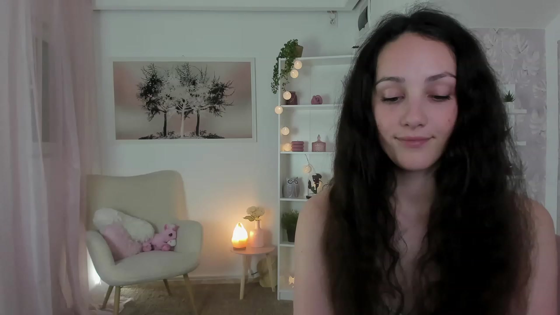 Gallery image thumbnail from Sophie_Rain18's myfreecams stream on, 05/30/2023, 15:42 image 6 of 20