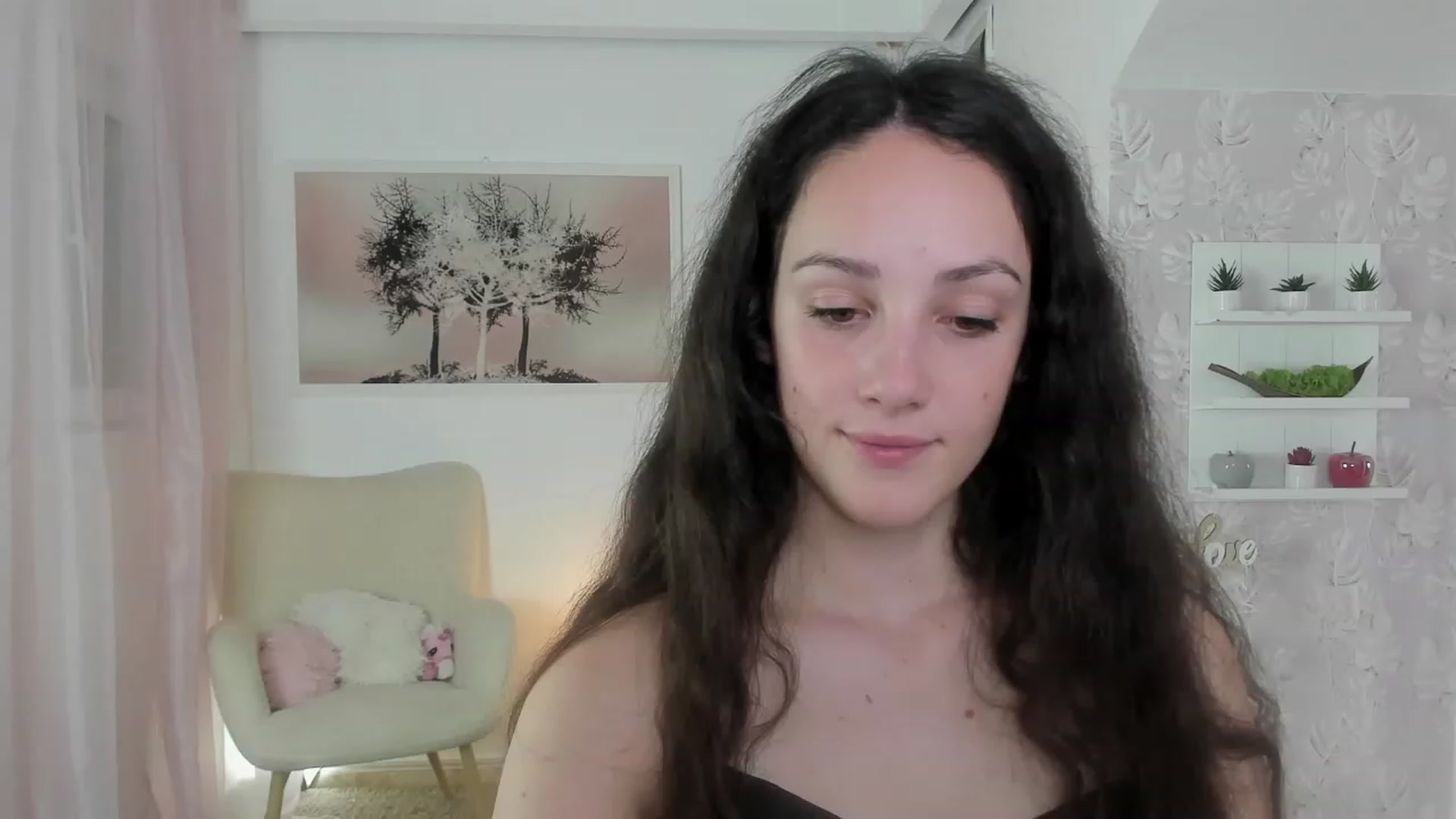 Gallery image thumbnail from Sophie_Rain18's myfreecams stream on, 05/31/2023, 15:04 image 2 of 20