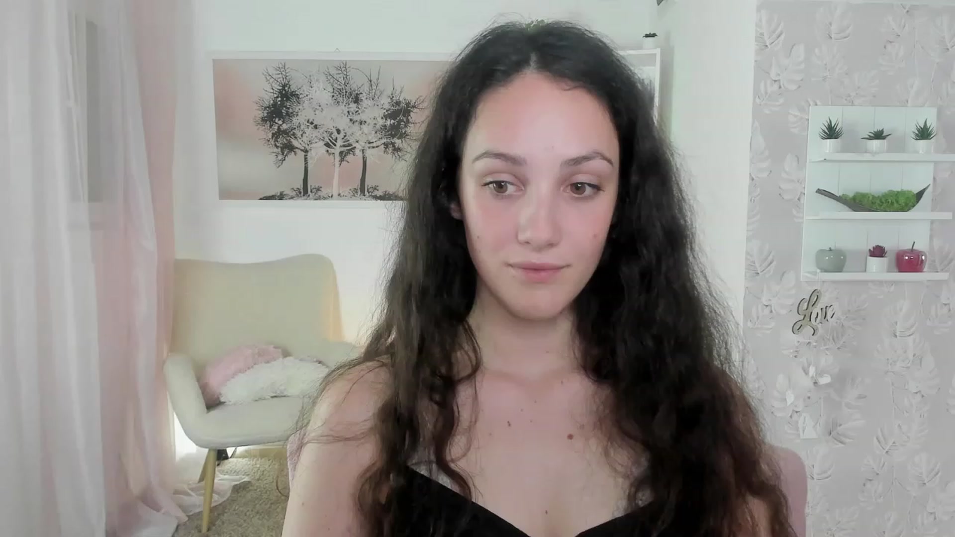 Gallery image thumbnail from Sophie_Rain18's myfreecams stream on, 05/31/2023, 18:52 image 20 of 20