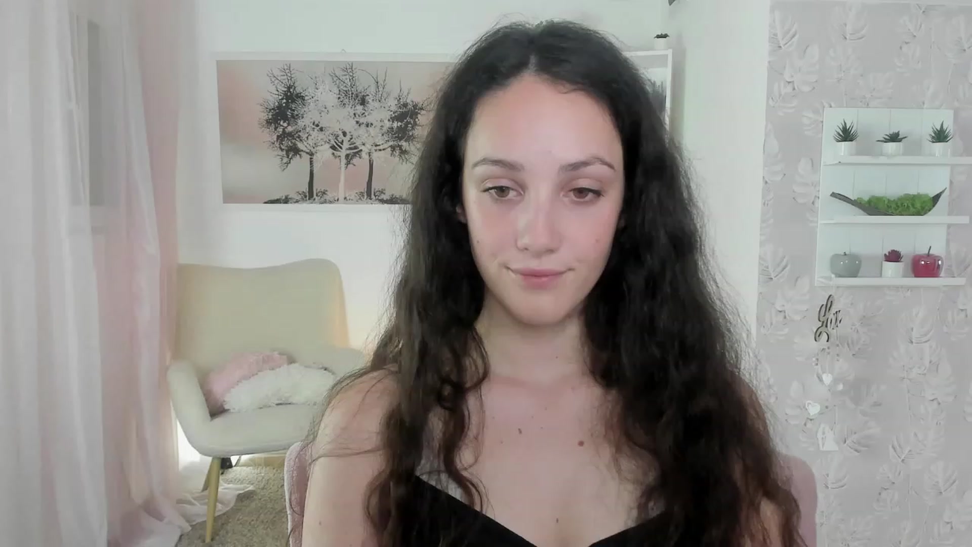Gallery image thumbnail from Sophie_Rain18's myfreecams stream on, 05/31/2023, 18:52 image 18 of 20