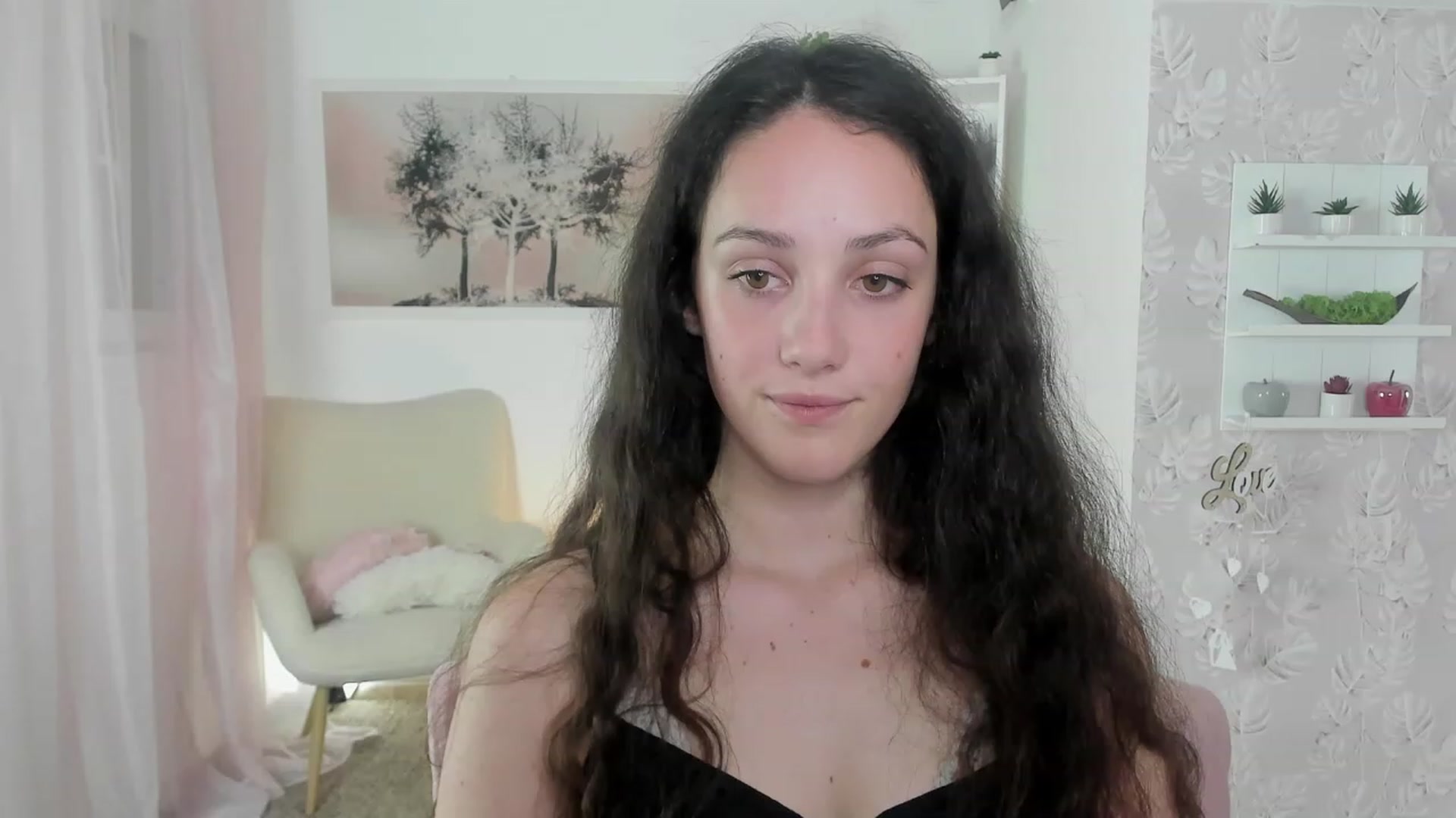 Gallery image thumbnail from Sophie_Rain18's myfreecams stream on, 05/31/2023, 18:52 image 19 of 20