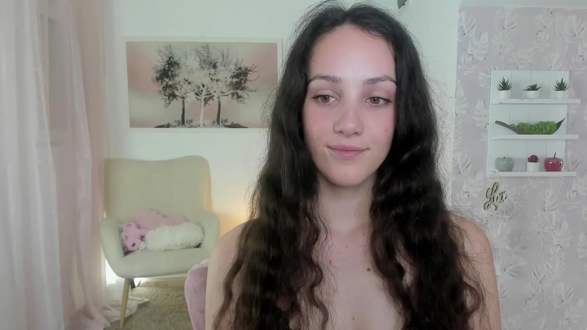 Gallery image thumbnail from Sophie_Rain18's myfreecams stream on, 06/02/2023, 15:13 image 20 of 20