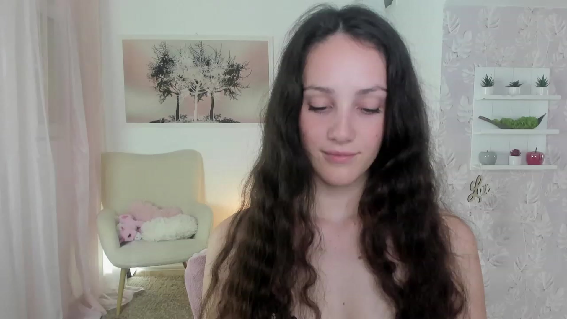 Gallery image thumbnail from Sophie_Rain18's myfreecams stream on, 06/02/2023, 15:13 image 19 of 20