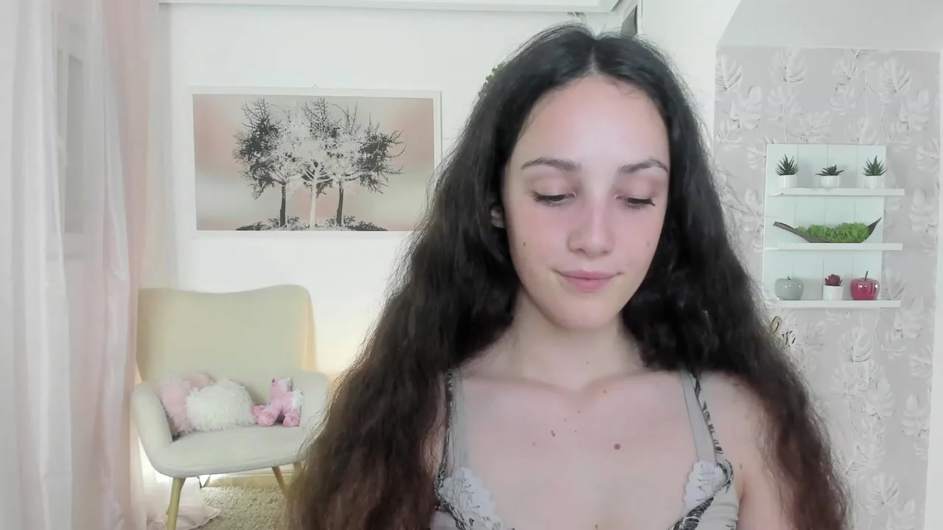 Gallery image thumbnail from Sophie_Rain18's myfreecams stream on, 06/12/2023, 14:27 image 15 of 20