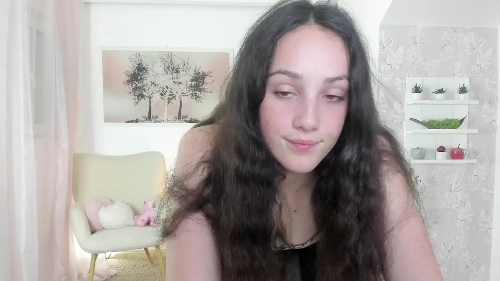 Gallery image thumbnail from Sophie_Rain18's myfreecams stream on, 06/12/2023, 14:27 image 3 of 20