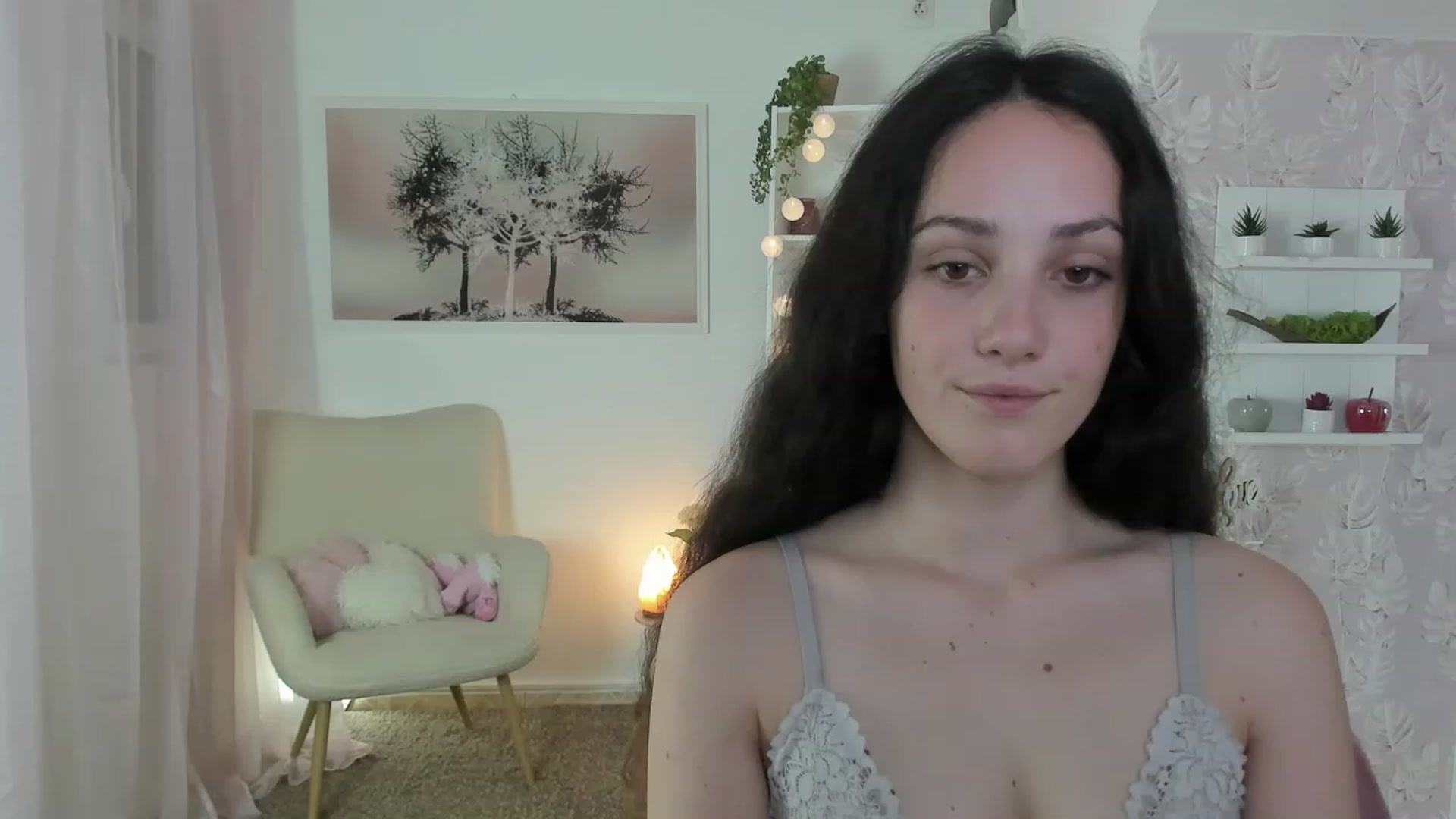 Gallery image thumbnail from Sophie_Rain18's myfreecams stream on, 06/12/2023, 17:42 image 17 of 20