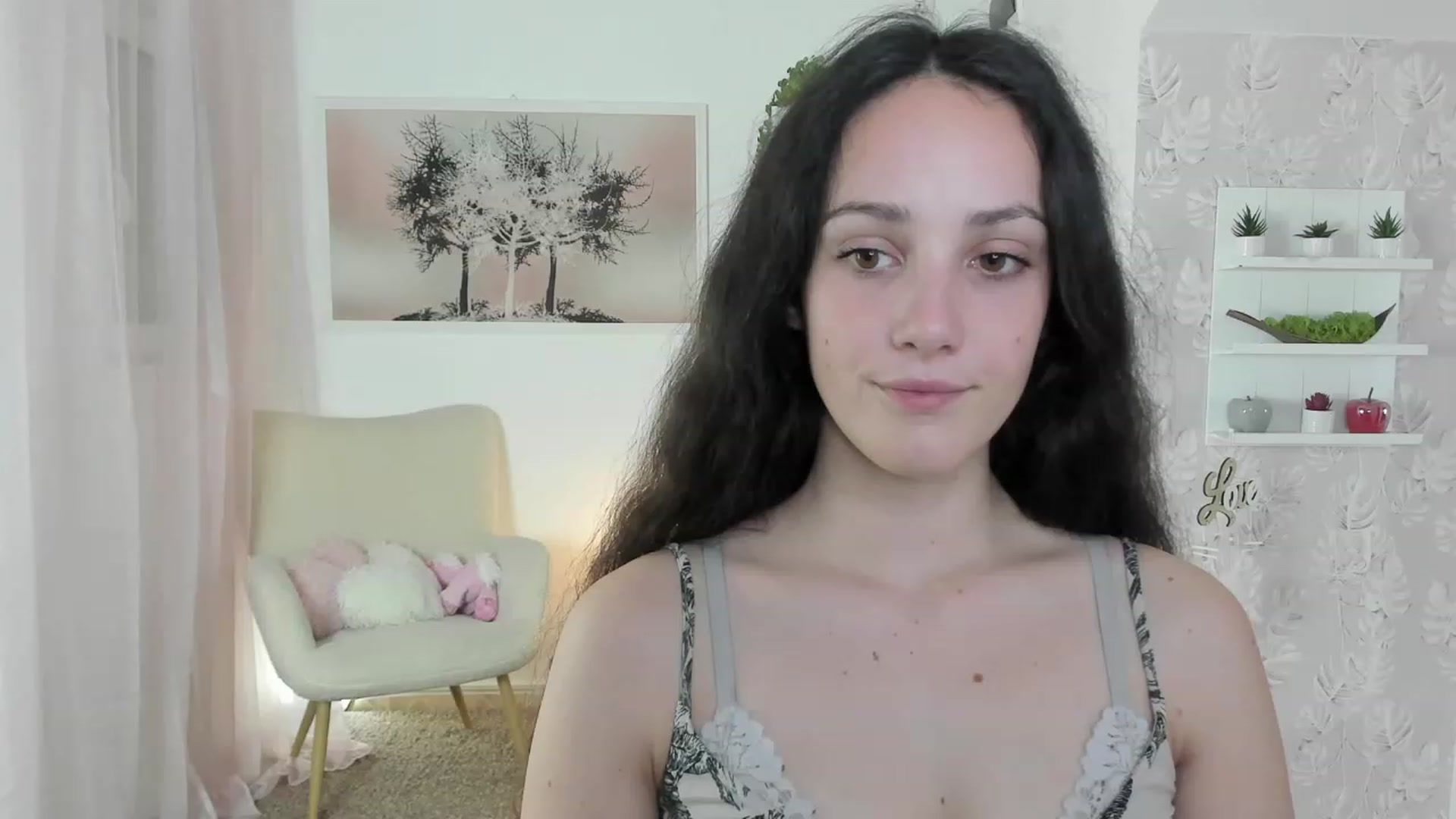 Gallery image thumbnail from Sophie_Rain18's myfreecams stream on, 06/12/2023, 17:42 image 1 of 20