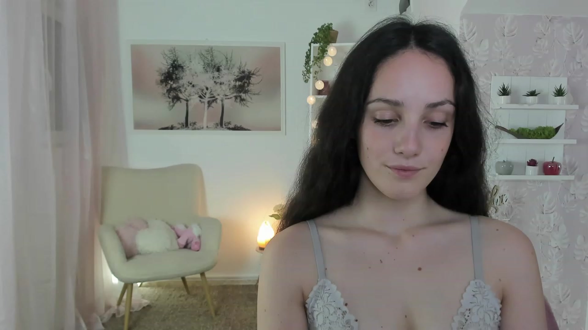 Gallery image thumbnail from Sophie_Rain18's myfreecams stream on, 06/12/2023, 17:42 image 18 of 20