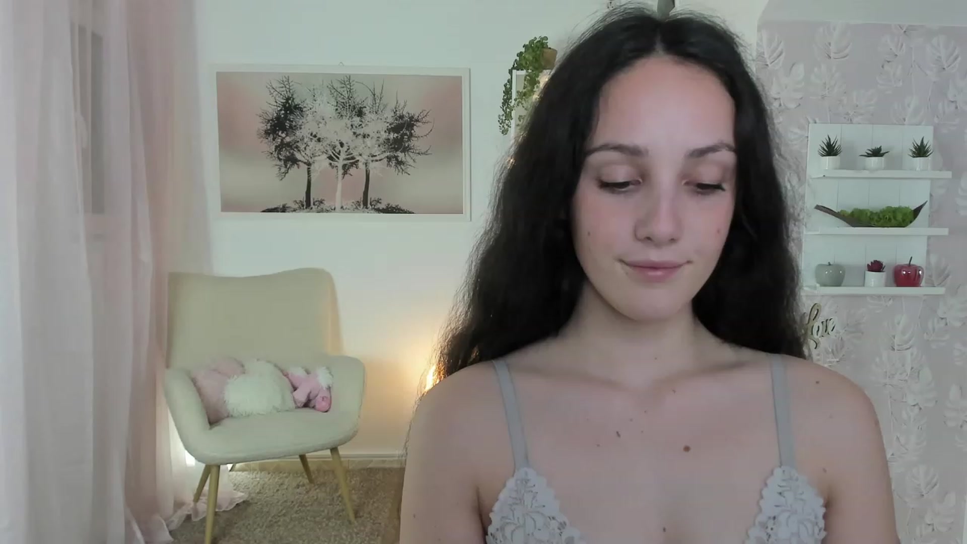 Gallery image thumbnail from Sophie_Rain18's myfreecams stream on, 06/12/2023, 18:09 image 6 of 20