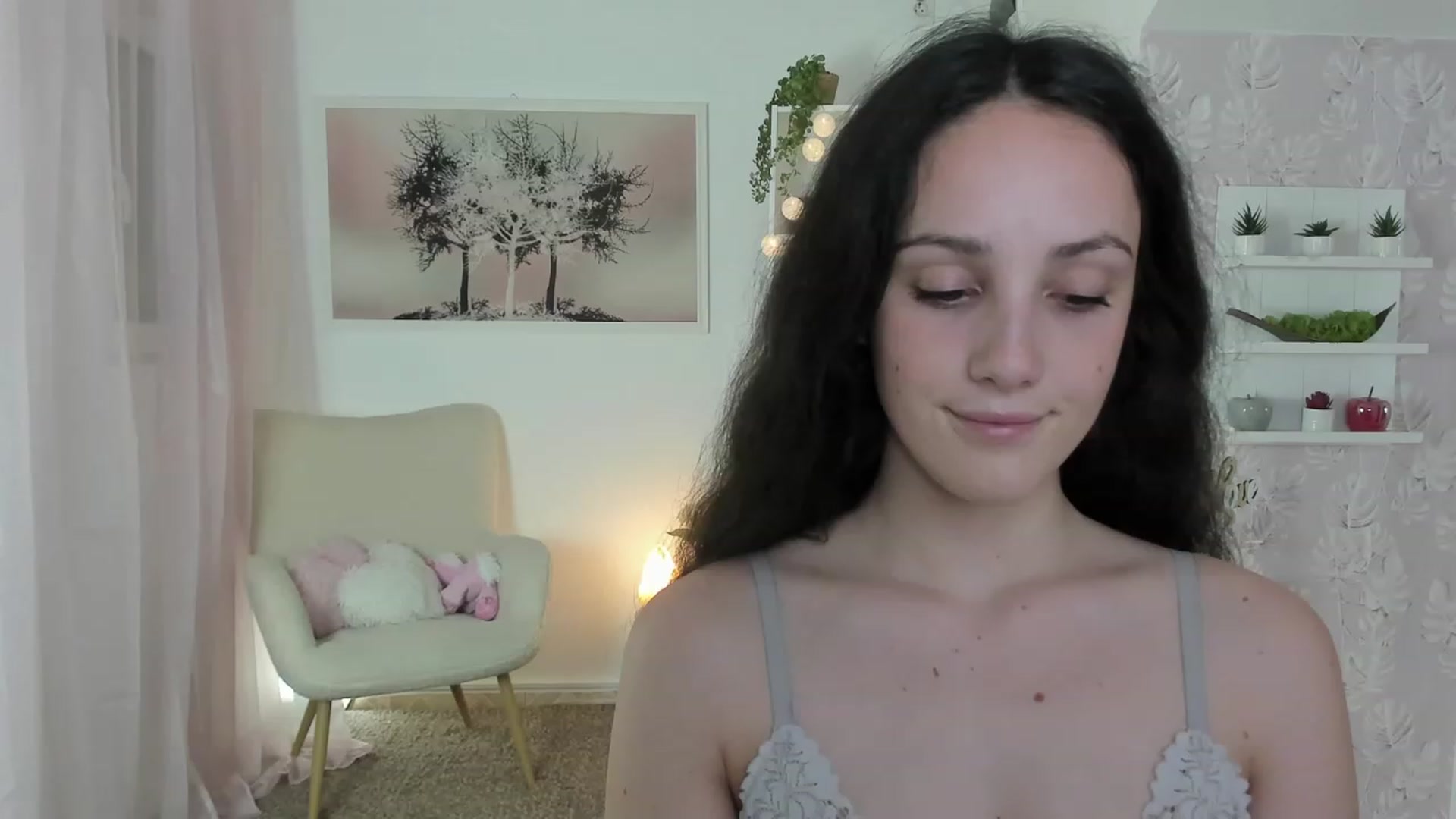 Gallery image thumbnail from Sophie_Rain18's myfreecams stream on, 06/12/2023, 18:09 image 13 of 20