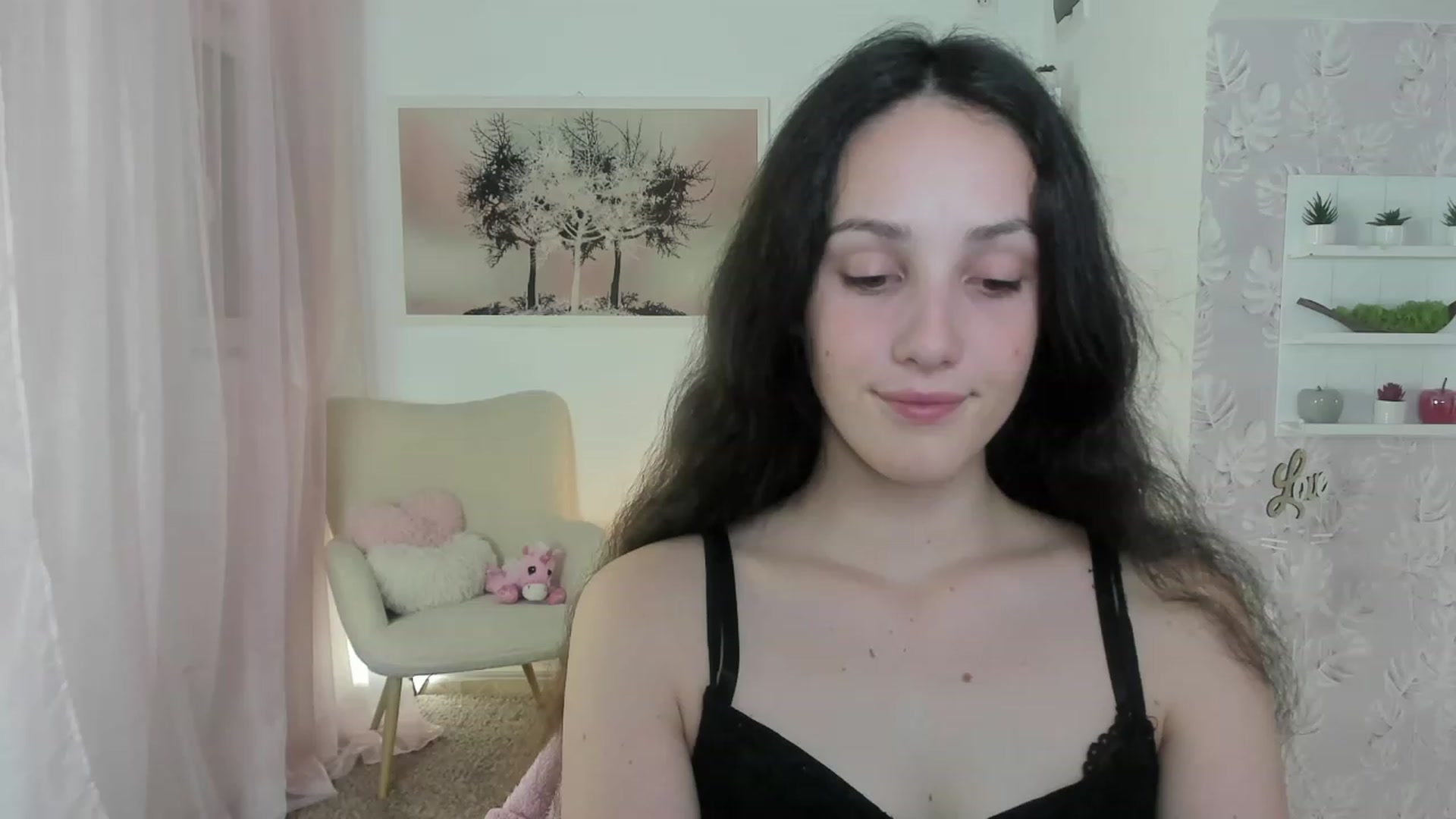 Gallery image thumbnail from Sophie_Rain18's myfreecams stream on, 06/13/2023, 16:30 image 9 of 20