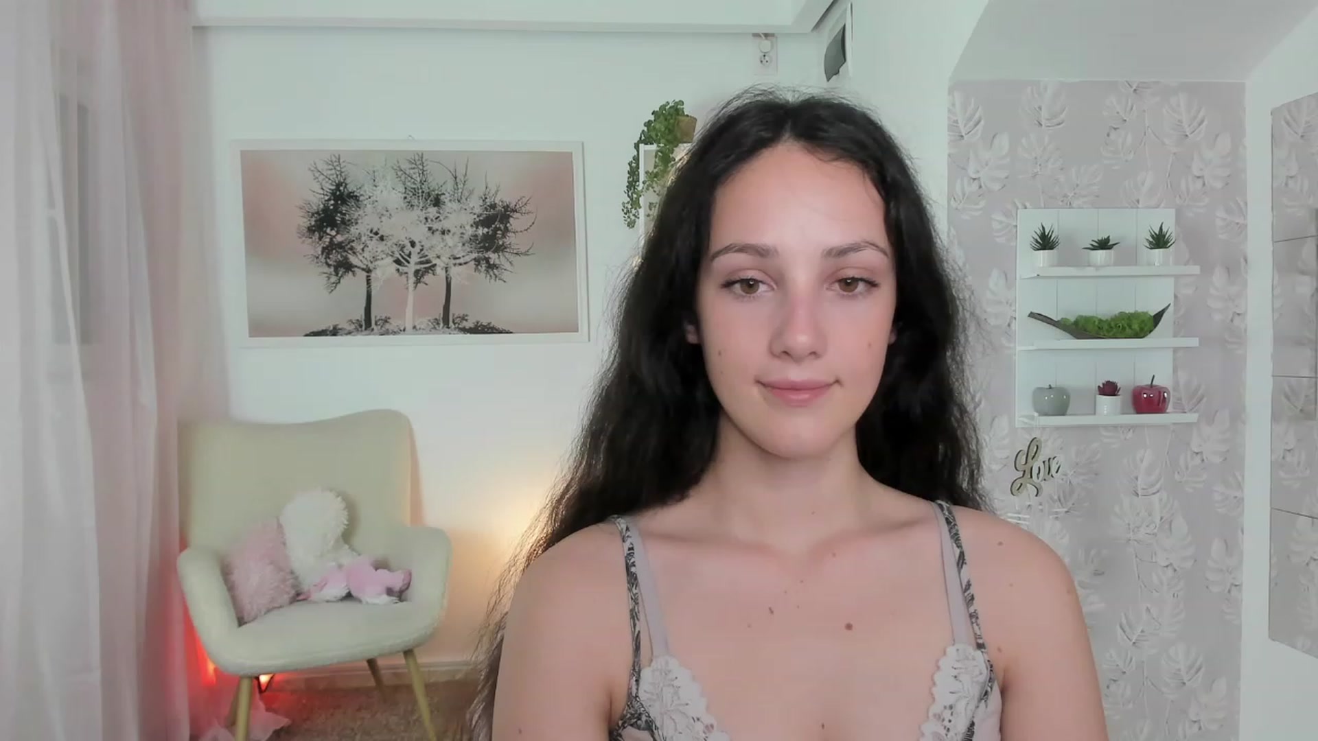 Gallery image thumbnail from Sophie_Rain18's myfreecams stream on, 06/16/2023, 14:53 image 5 of 20