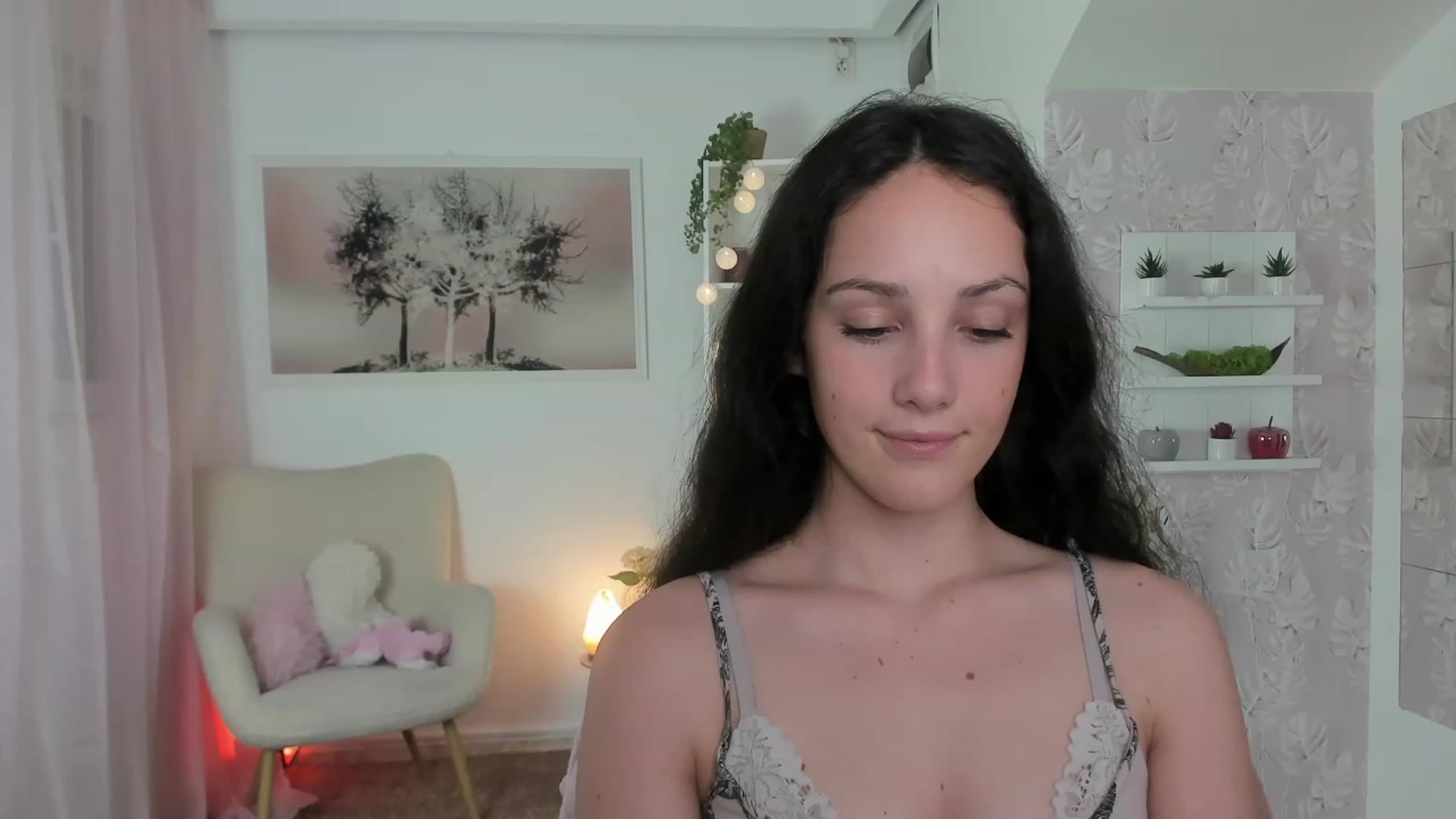 Gallery image thumbnail from Sophie_Rain18's myfreecams stream on, 06/16/2023, 14:53 image 19 of 20