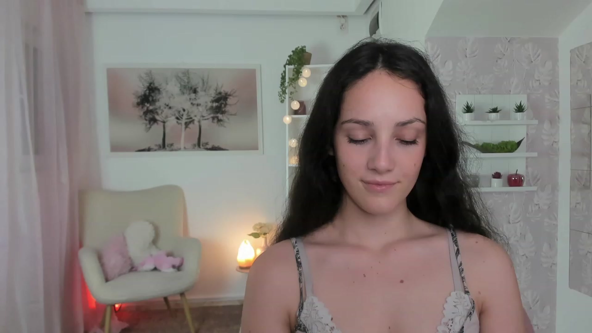 Gallery image thumbnail from Sophie_Rain18's myfreecams stream on, 06/16/2023, 14:53 image 20 of 20