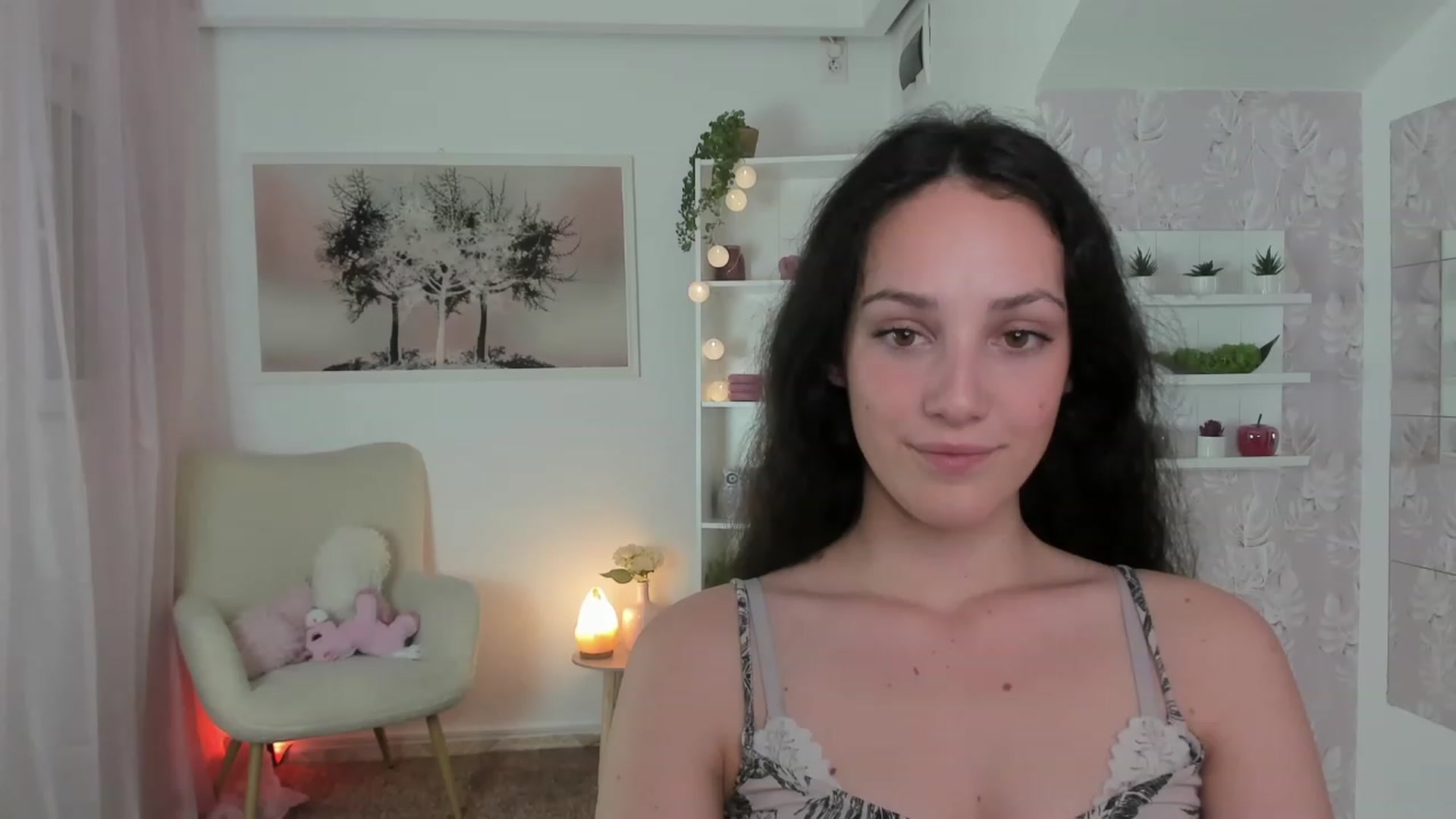 Gallery image thumbnail from Sophie_Rain18's myfreecams stream on, 06/16/2023, 17:21 image 17 of 20